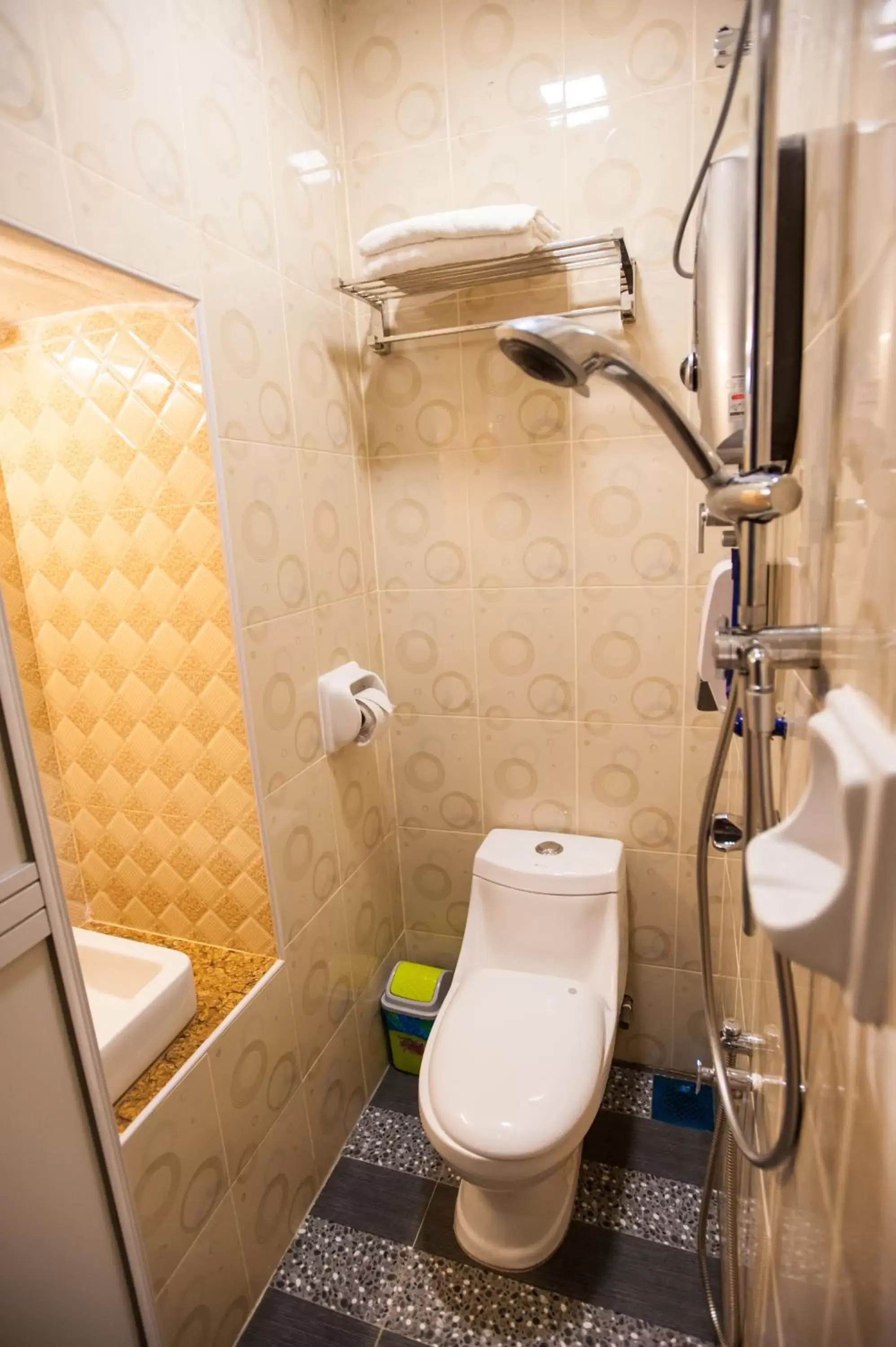 Toilet, Bathroom in DJ Citi Point Hotel
