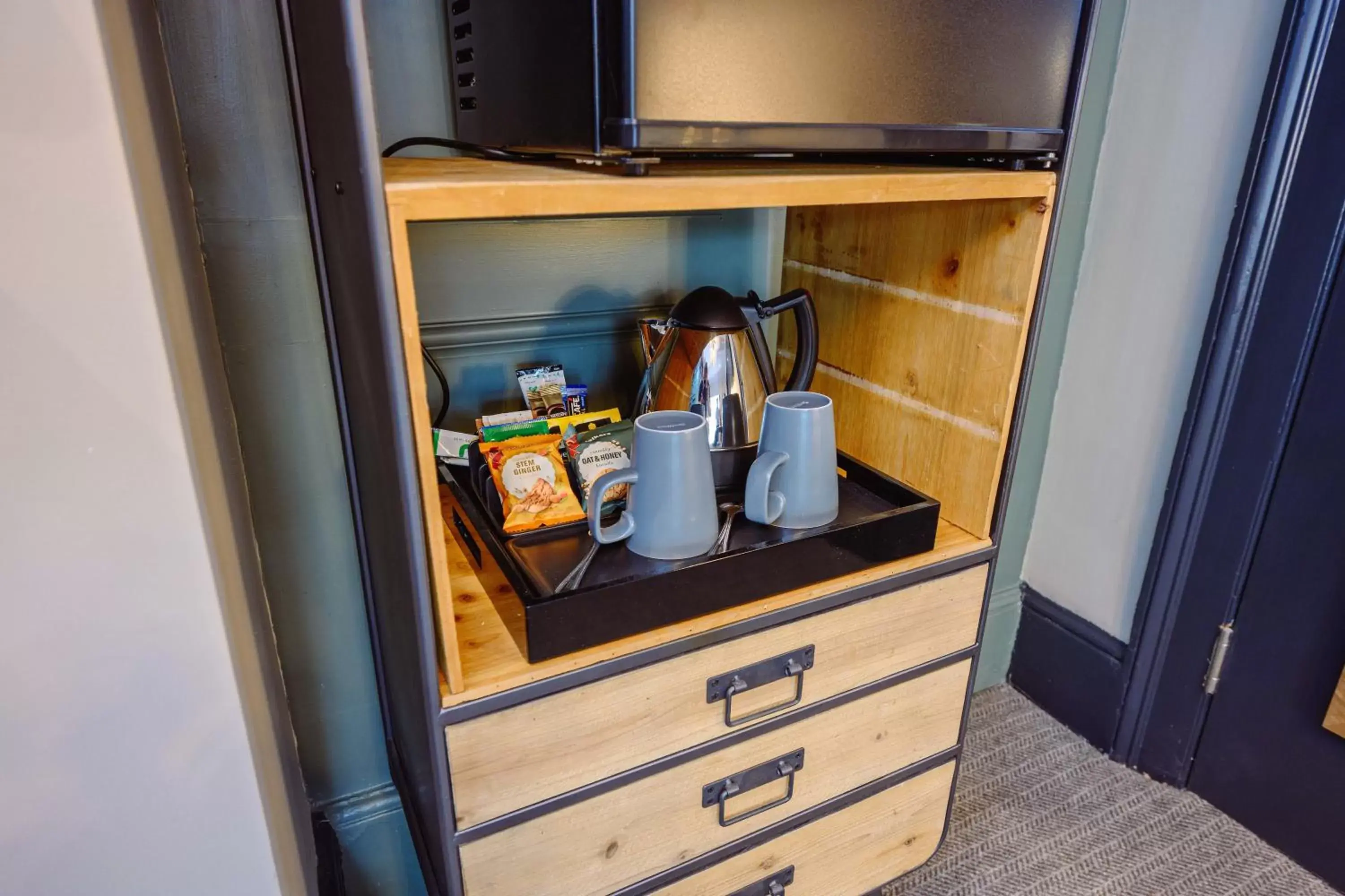 Coffee/tea facilities in Brewhouse and Kitchen