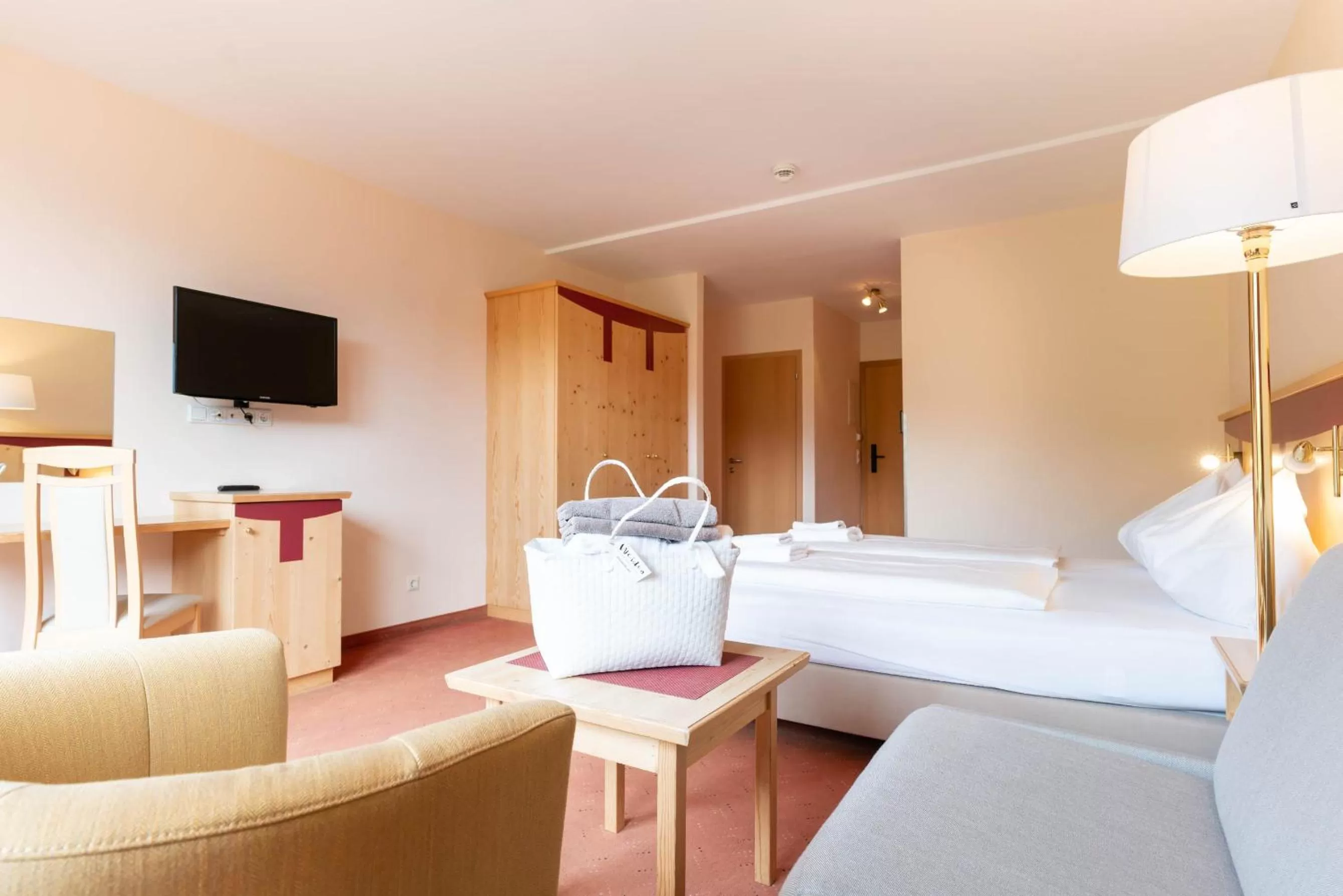 Bed in Apart & Suiten Hotel WEIDEN