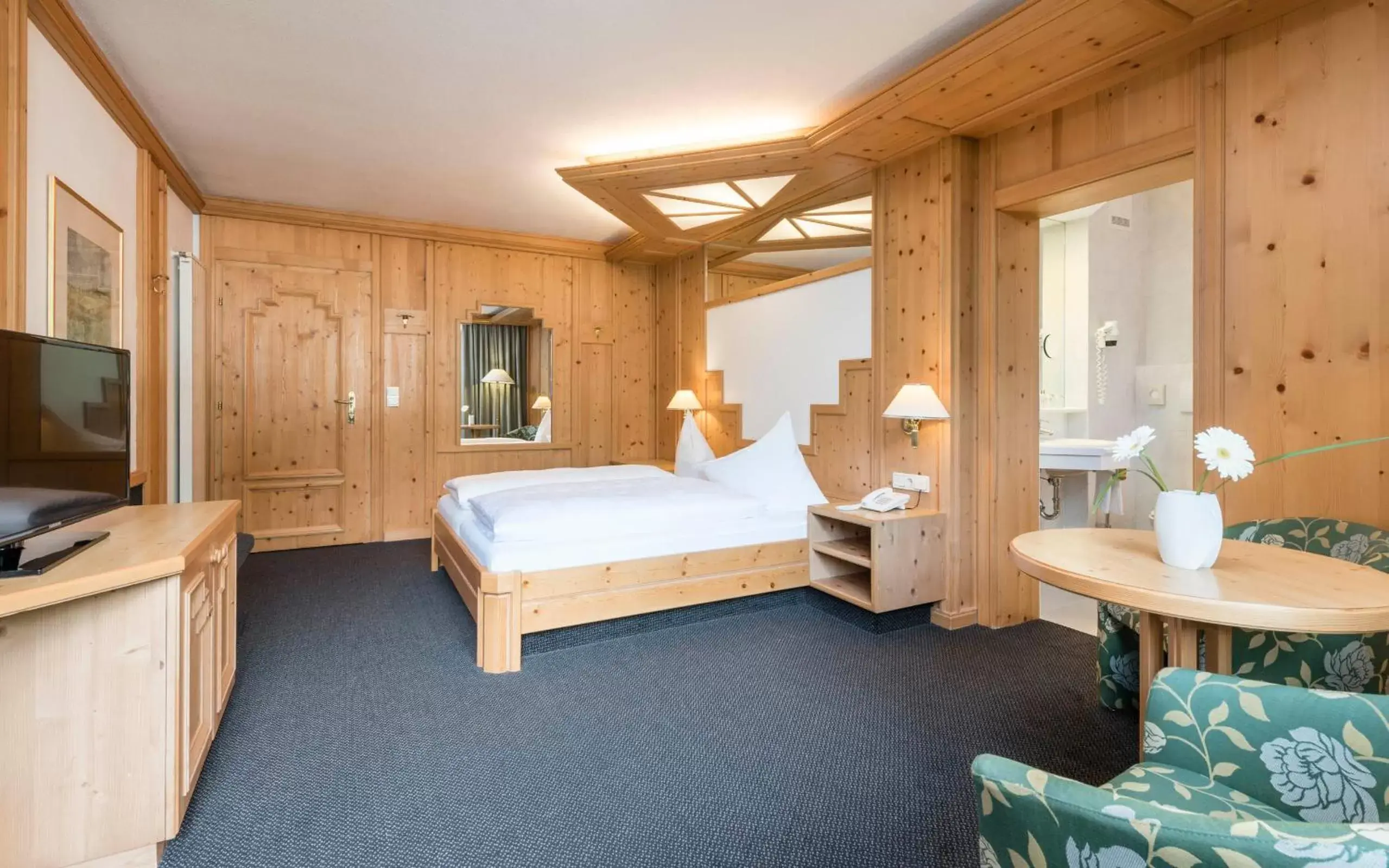 Bedroom, Bed in Ferien & Wellnesshotel Windschar