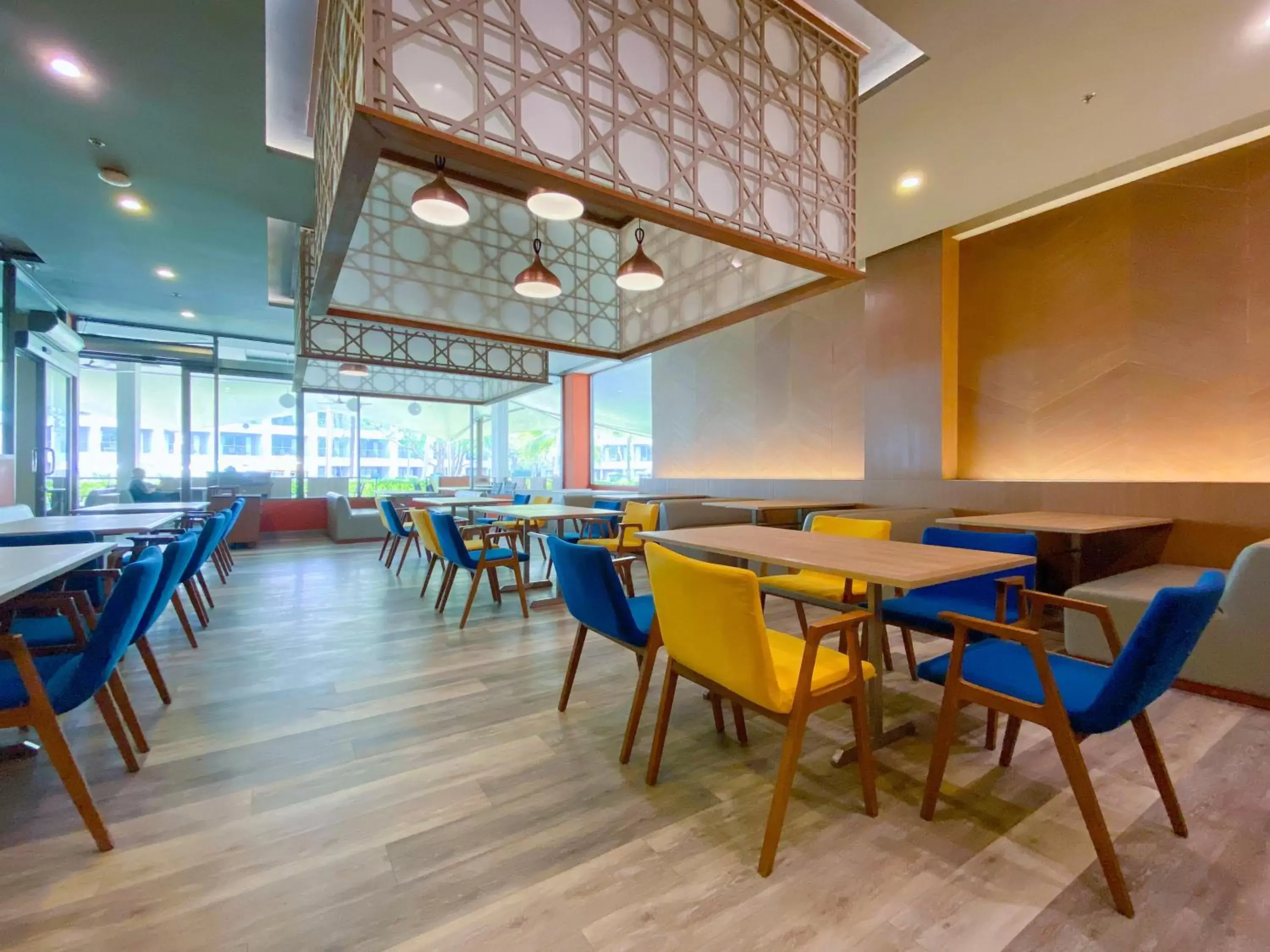 Restaurant/places to eat in X10 Khaolak Resort Restaurant/places to eat in X10 Khaolak Resort