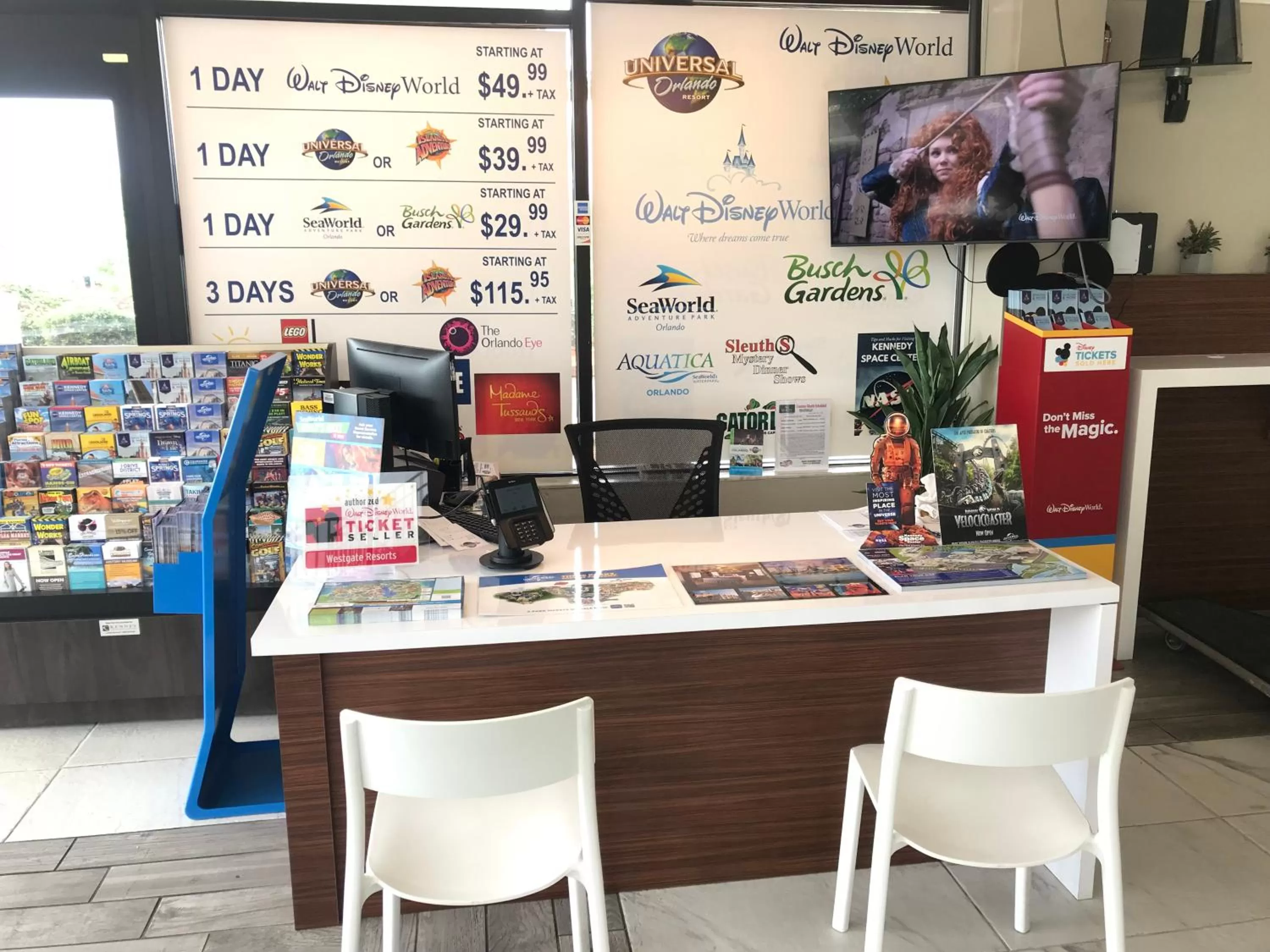 Lobby or reception in Quality Inn & Suites Kissimmee by The Lake - Free Shuttle to Theme Parks