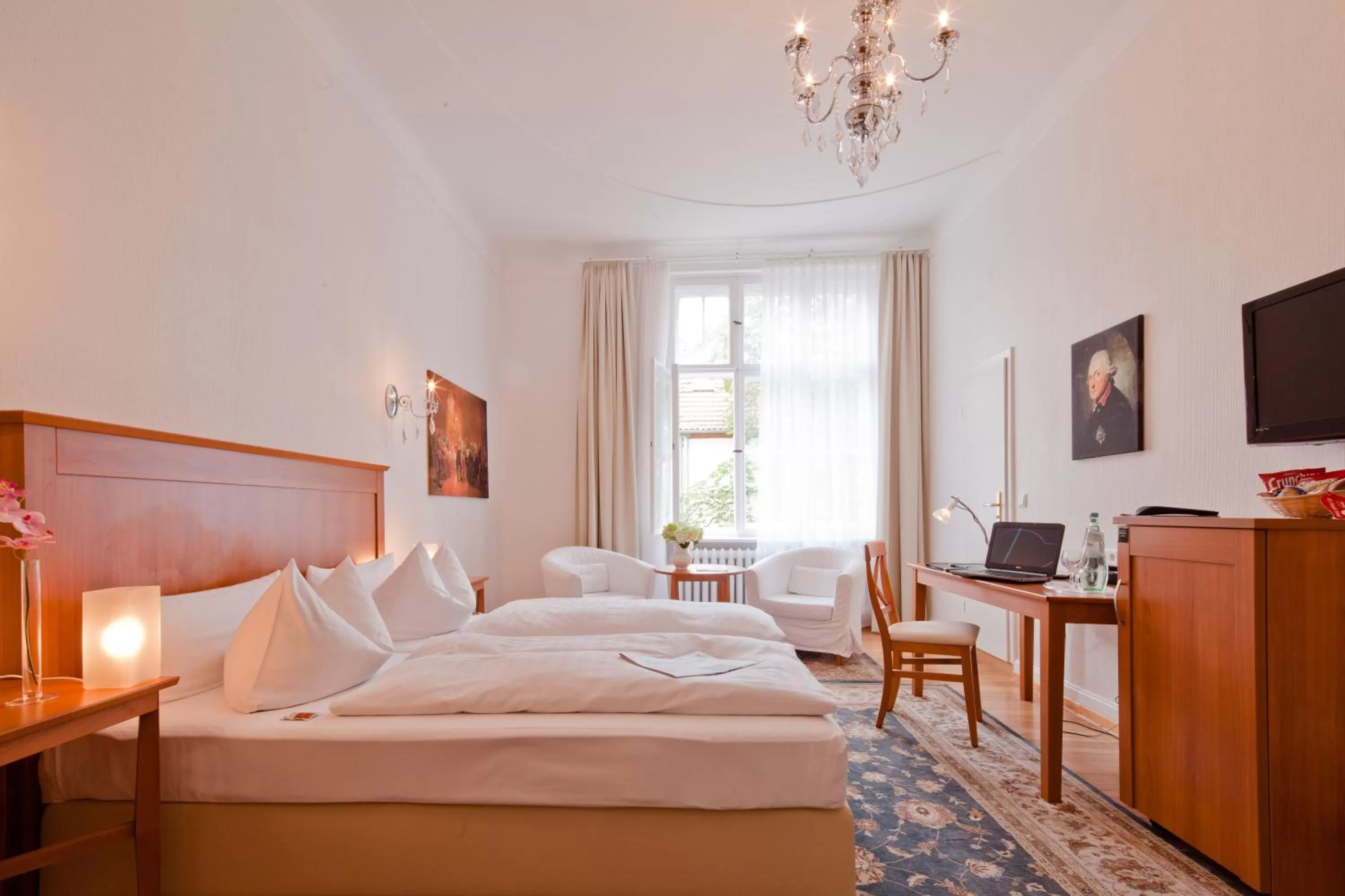 Photo of the whole room, Bed in Hotel Brandies Berlin GmbH