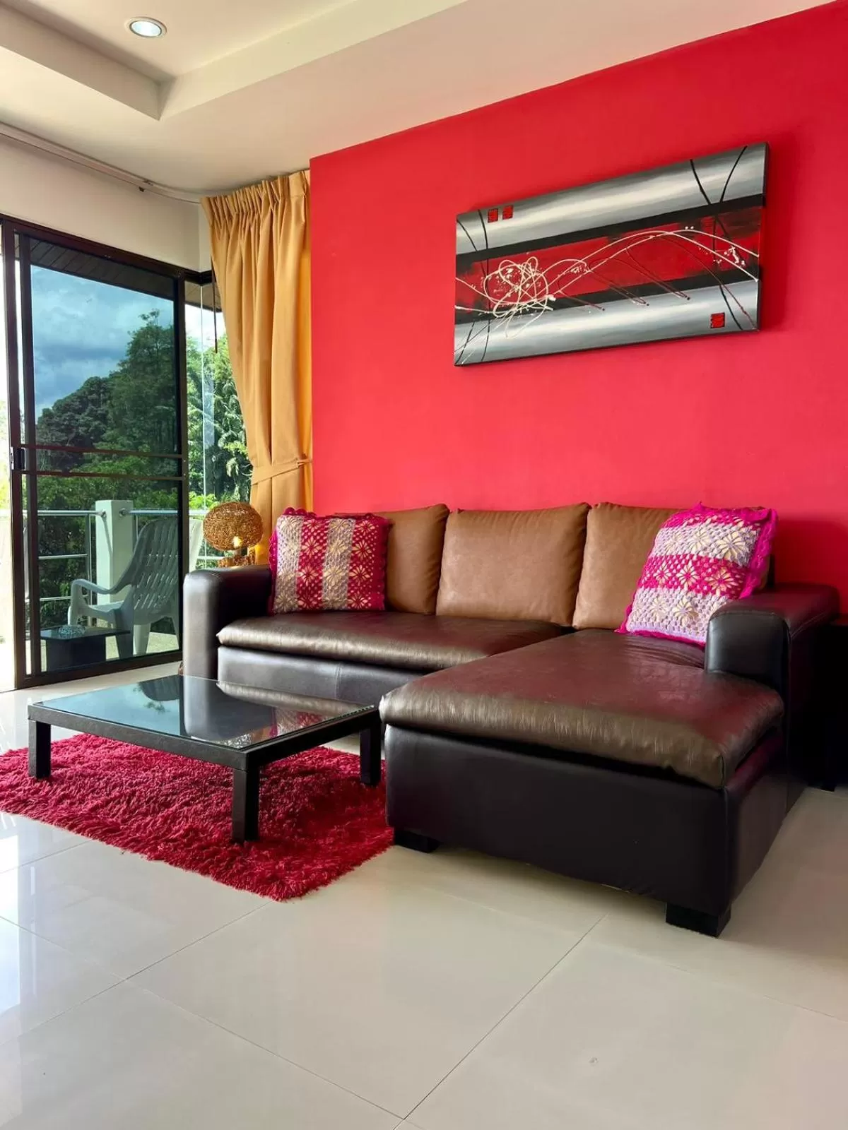 Mountain Seaview Luxury Apartments