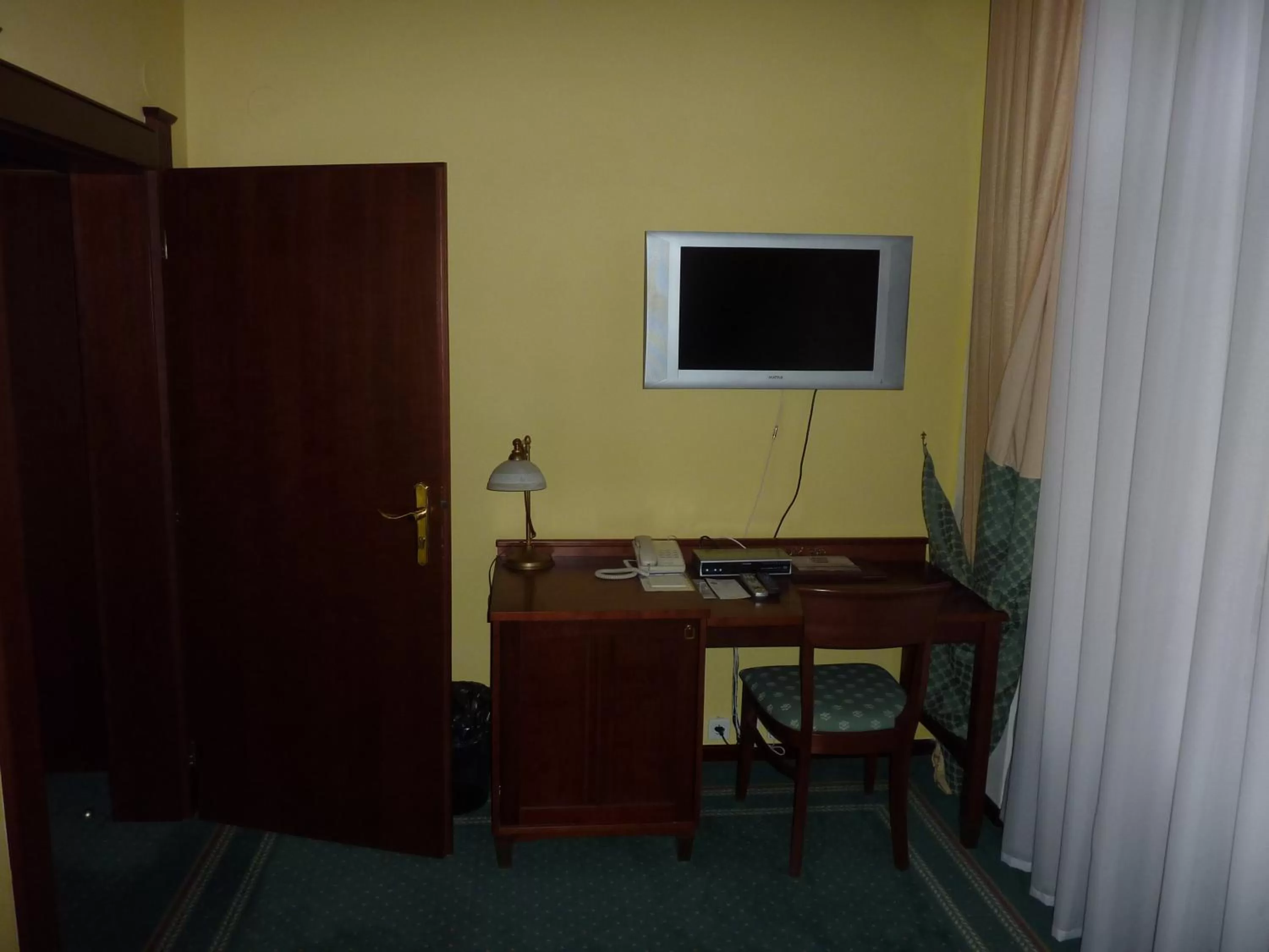 TV and multimedia in Grandhotel Garni