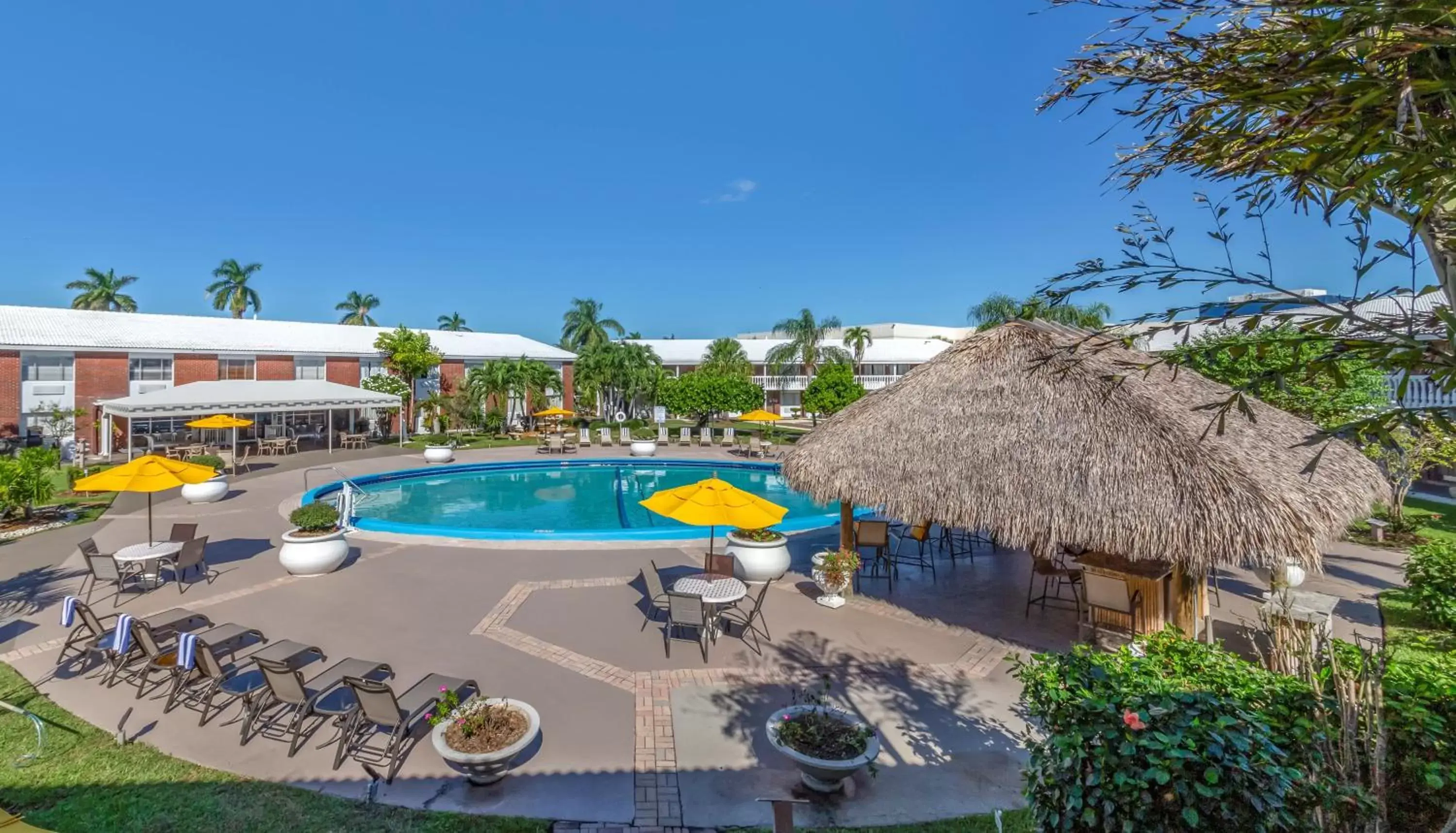 Swimming pool, Pool View in Best Western Palm Beach Lakes