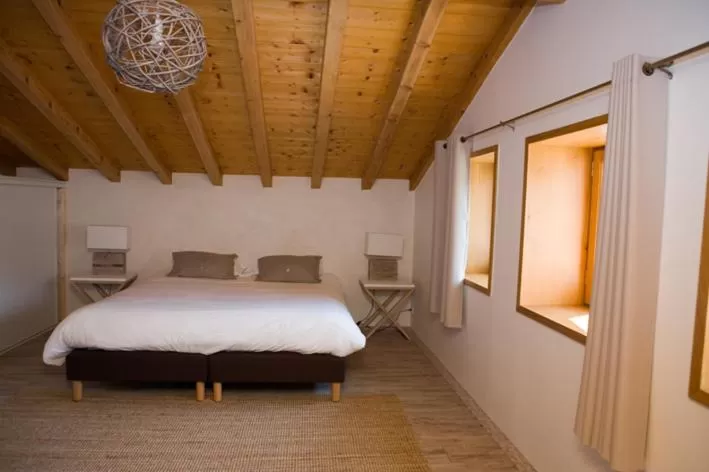 Bedroom, Bed in Hotel Residence Alaïa