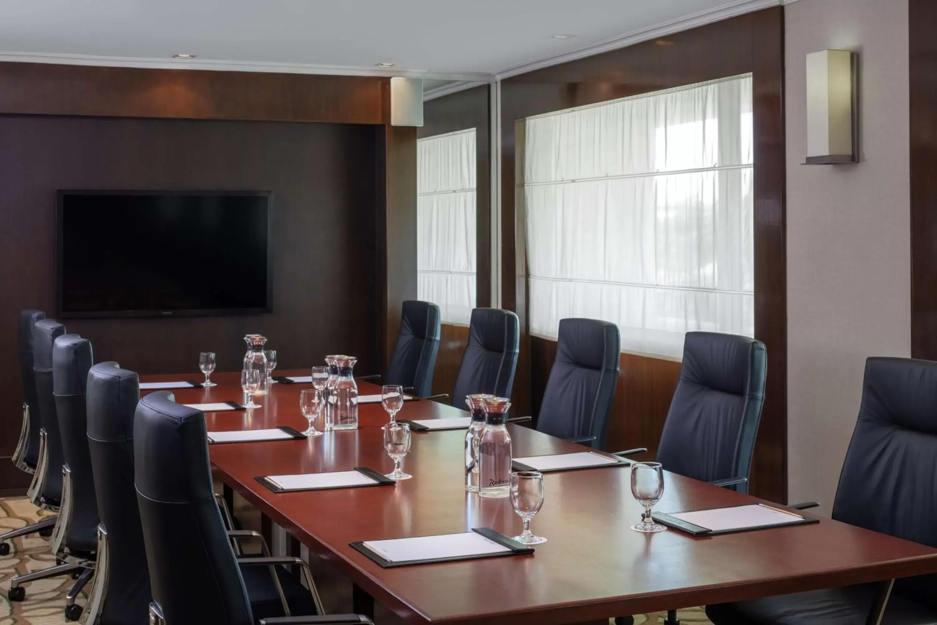 Meeting/conference room in Radisson Hotel Brunei Darussalam