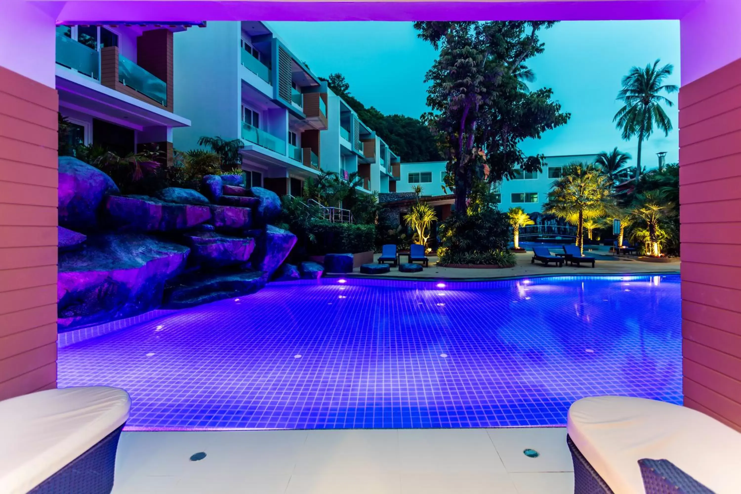 Pool view in The L Resort, Krabi Pool view in The L Resort, Krabi