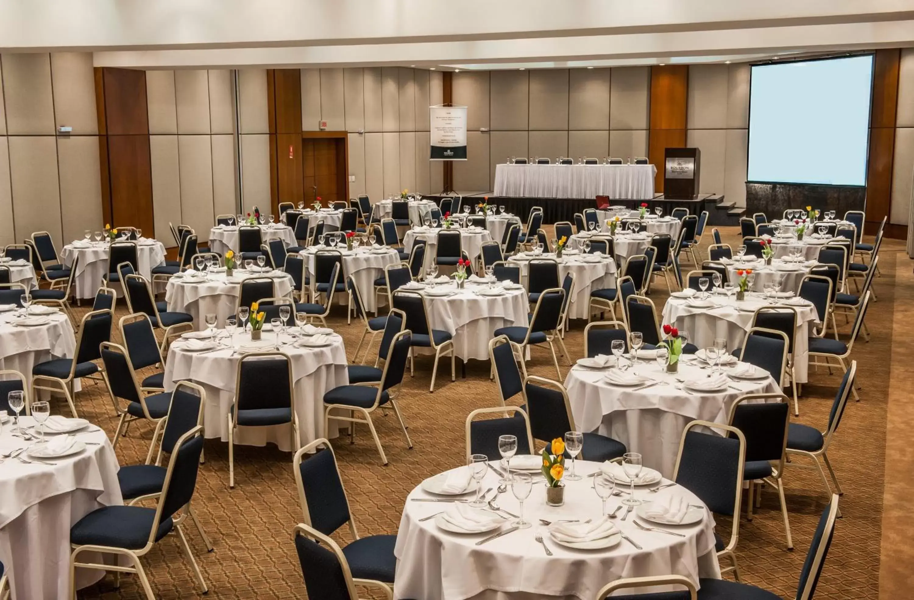 Business facilities, Banquet Facilities in Bourbon Joinville Convention Hotel