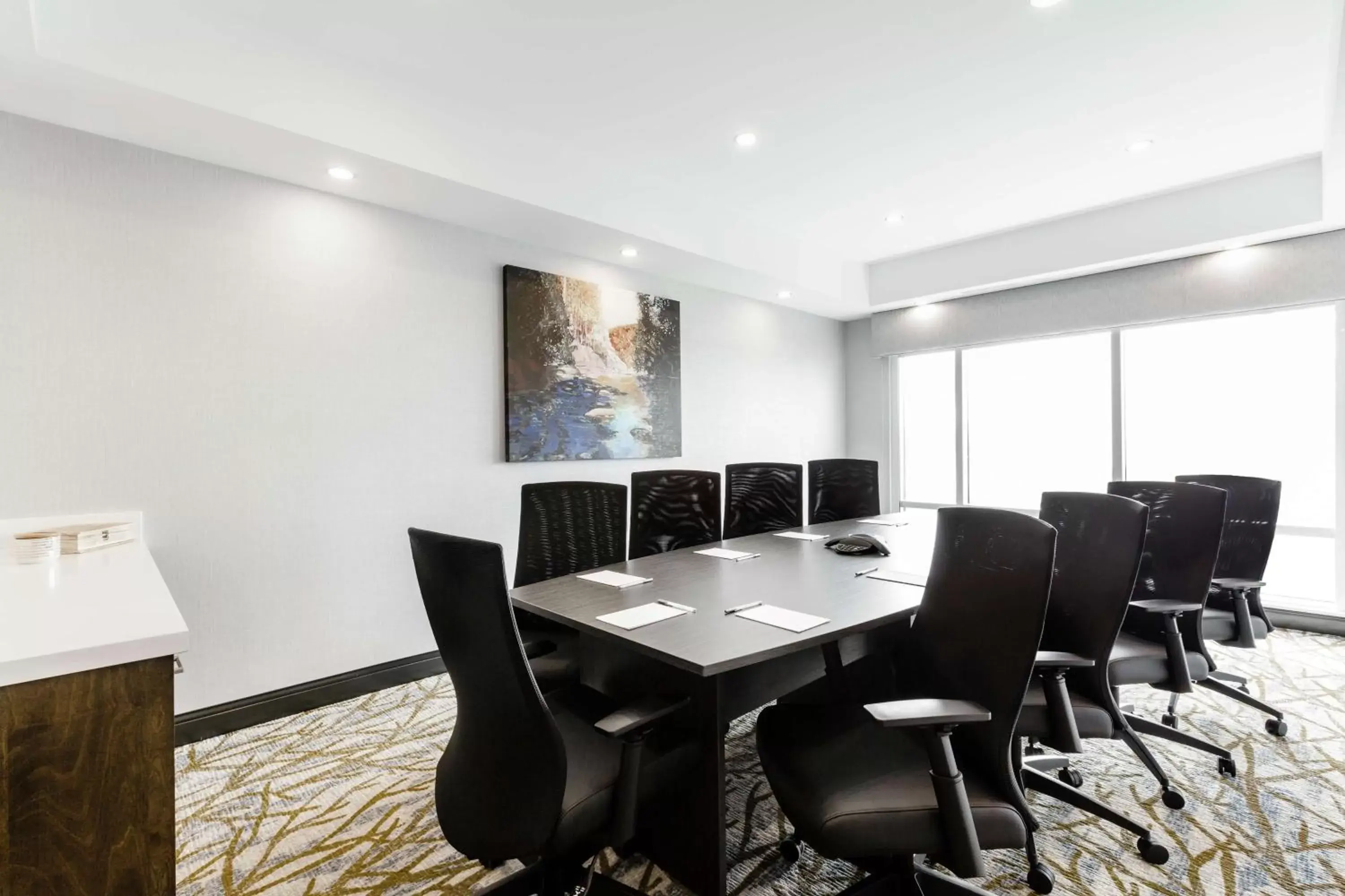 Meeting/conference room in Hampton Inn & Suites by Hilton Québec - Beauport