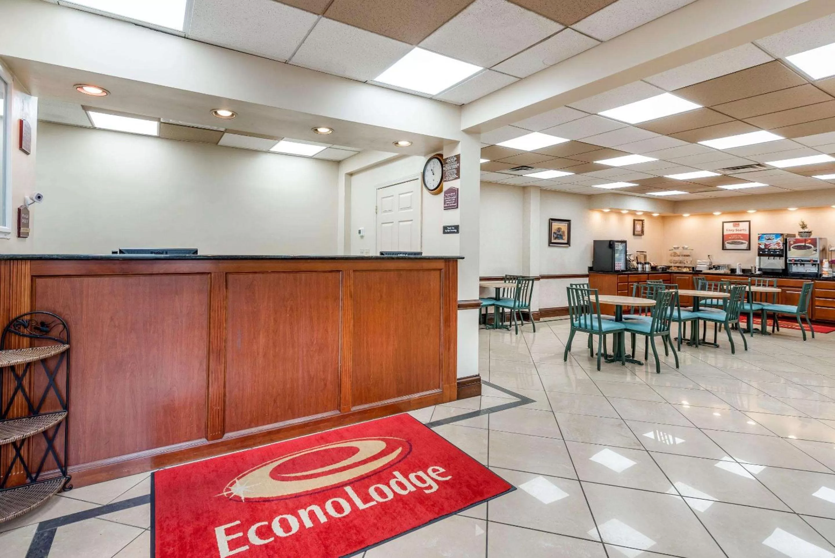 Lobby or reception in Econo Lodge Louisville Downtown
