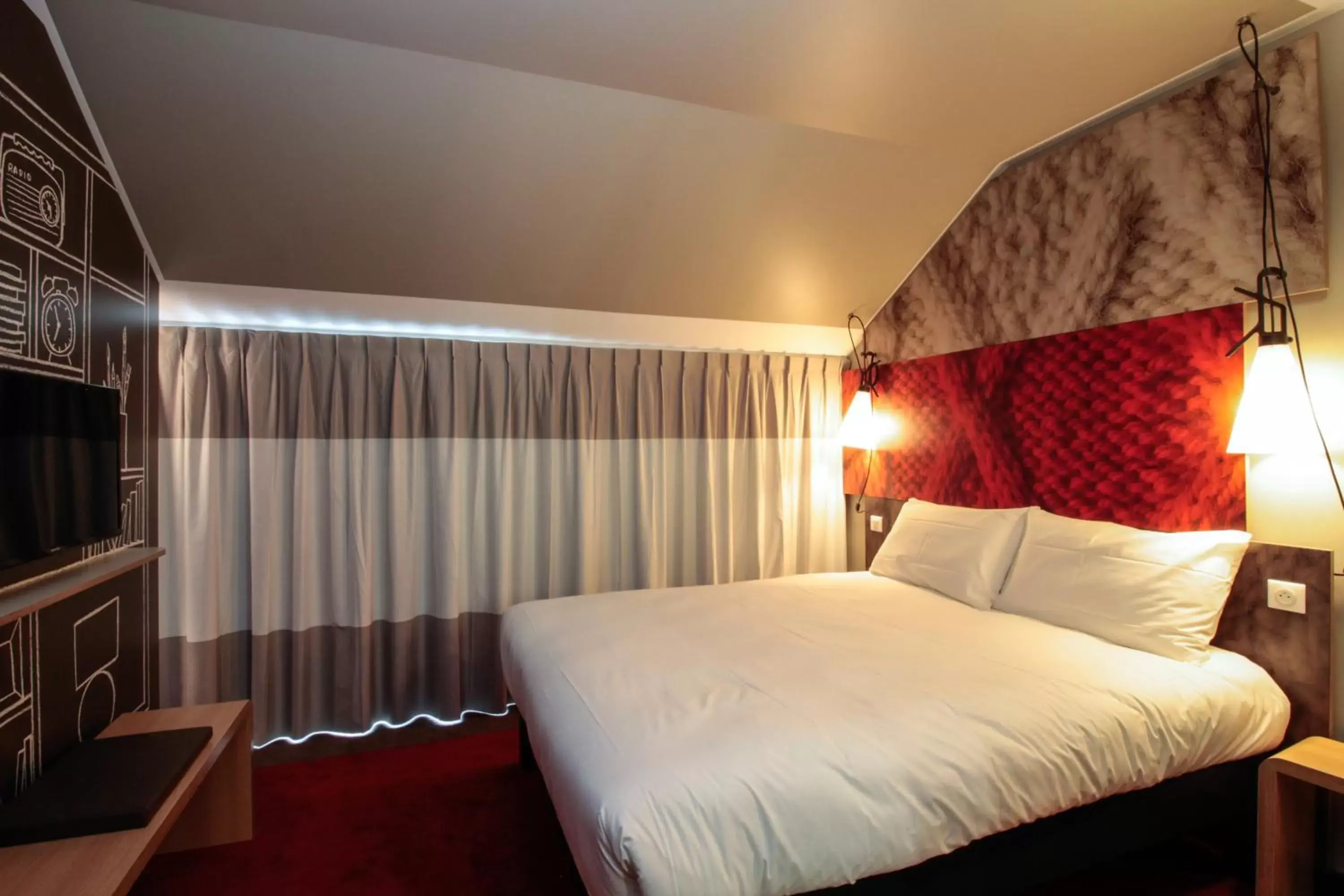 Bed in ibis Cahors