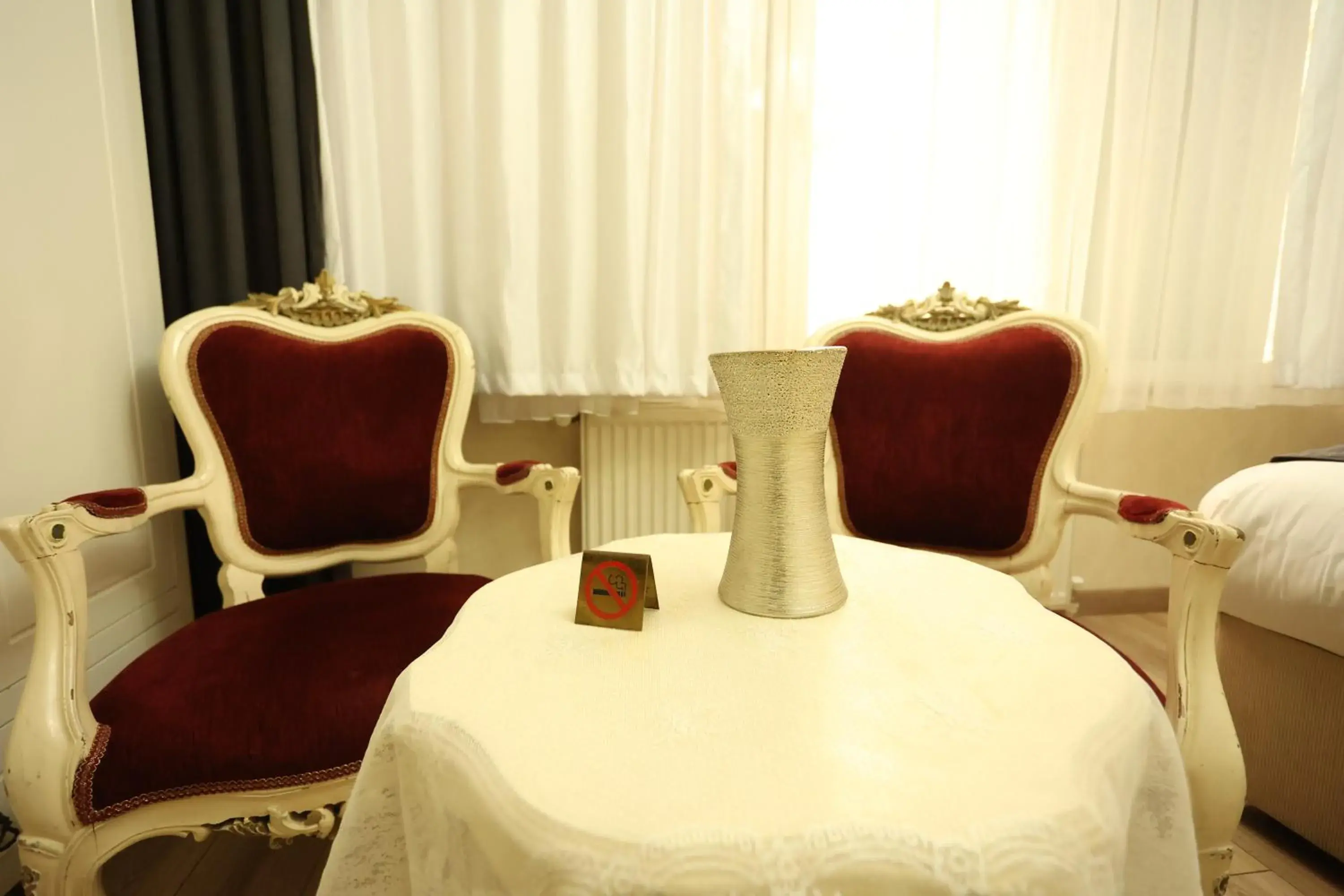 hair dresser, Seating Area in Asmali Hotel