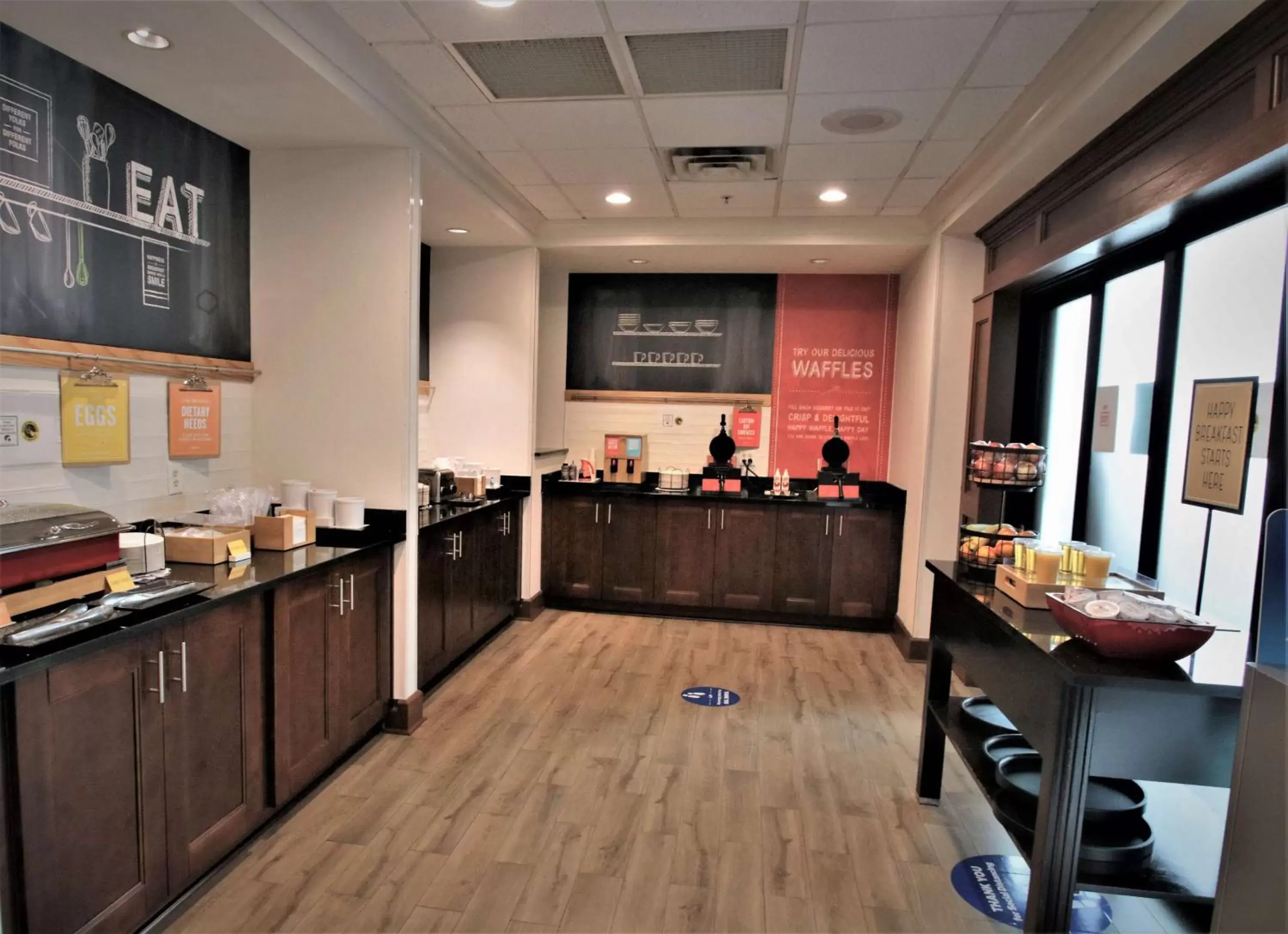 Breakfast, Restaurant/Places to Eat in Hampton Inn & Suites Jacksonville Beach Boulevard/Mayo Clinic