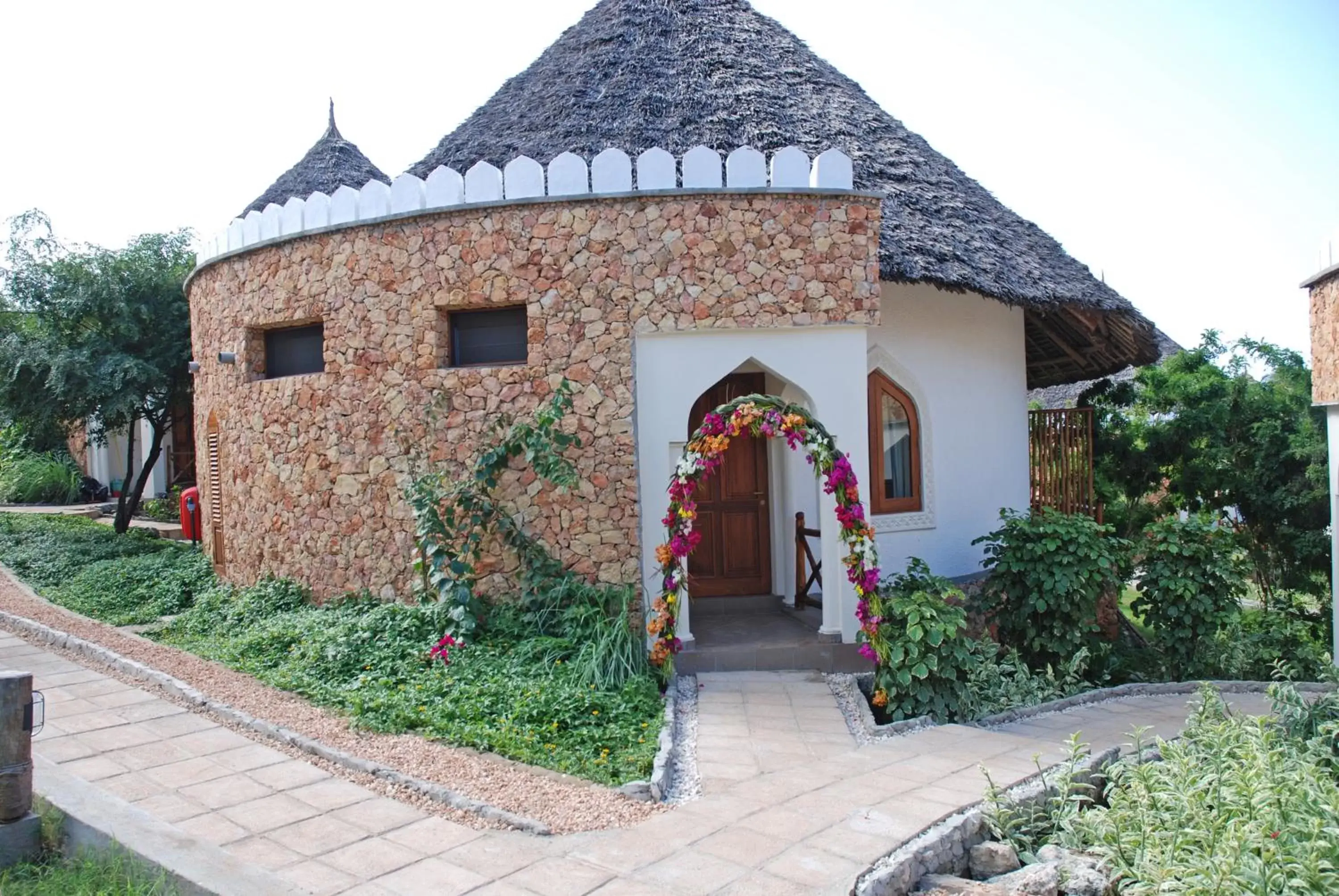 Facade/entrance in Sultan Sands Island Resort & Spa Facade/entrance in Sultan Sands Island Resort & Spa