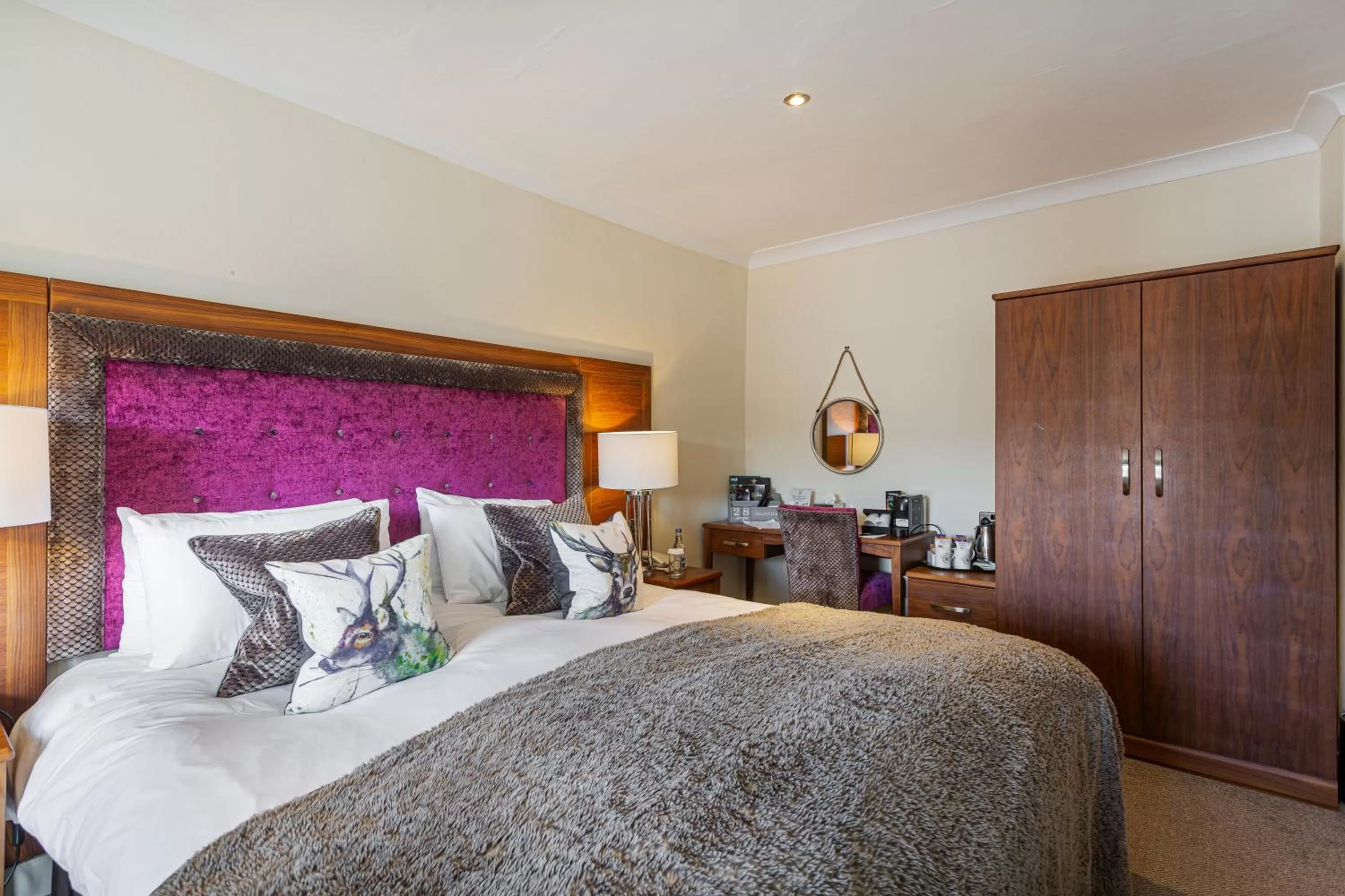 Bed in The Feathers Hotel, Helmsley, North Yorkshire - The Coaching Inn Group