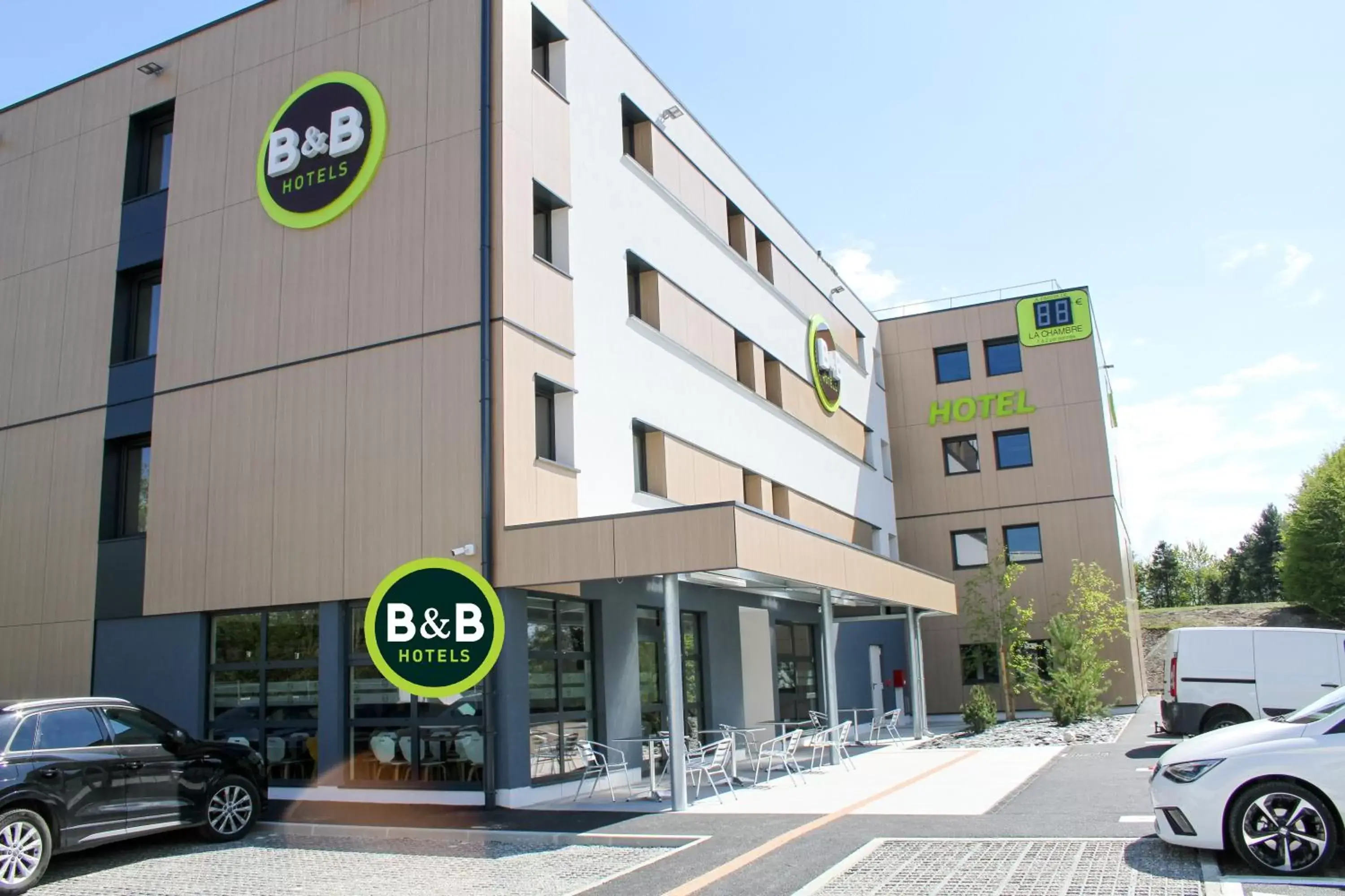 Property Building in B&B HOTEL Aix-les-Bains