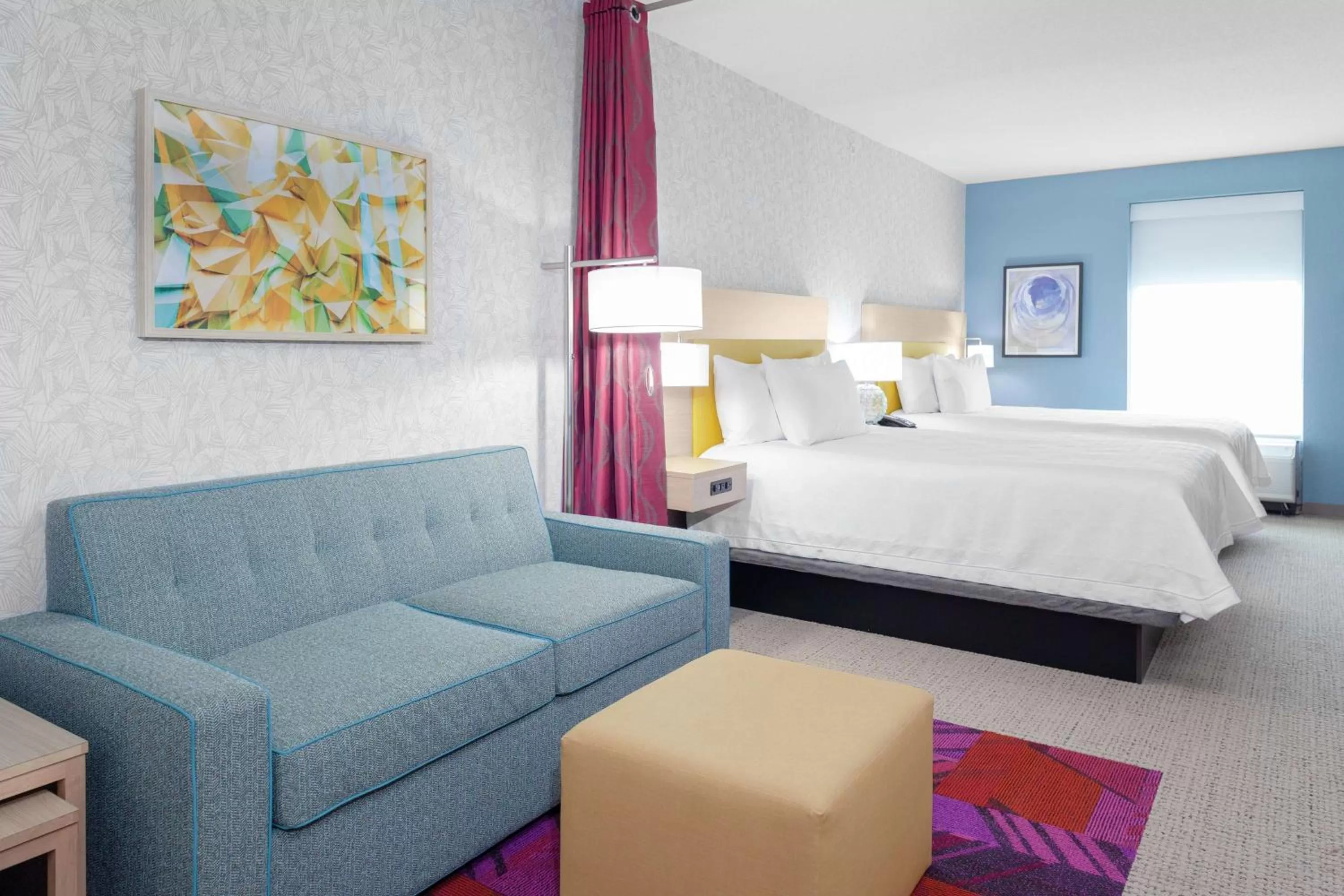 Living room, Bed in Home2 Suites By Hilton Orlando South Park - Near Epic Universe