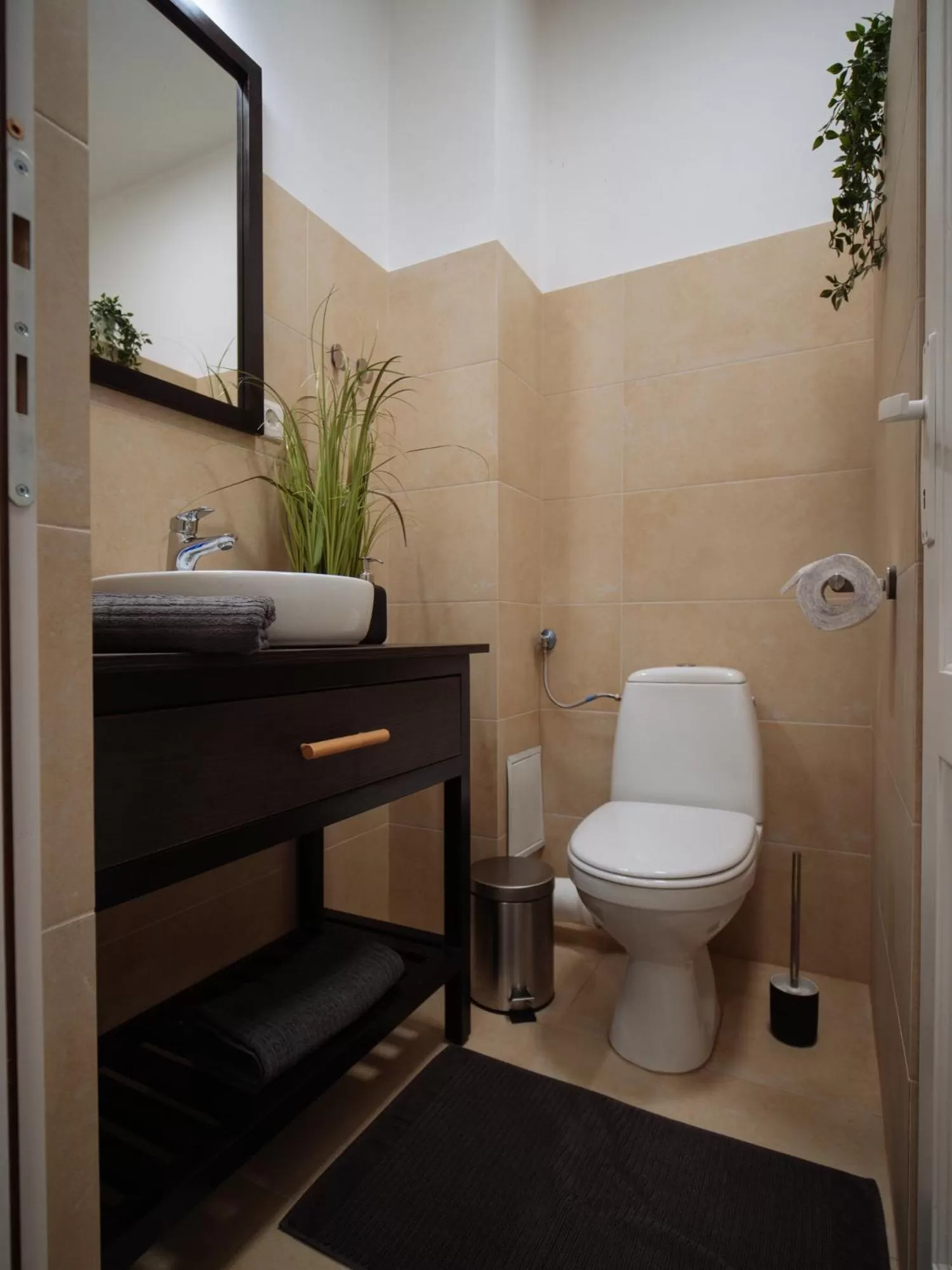 Bathroom in Zakarias Apartments