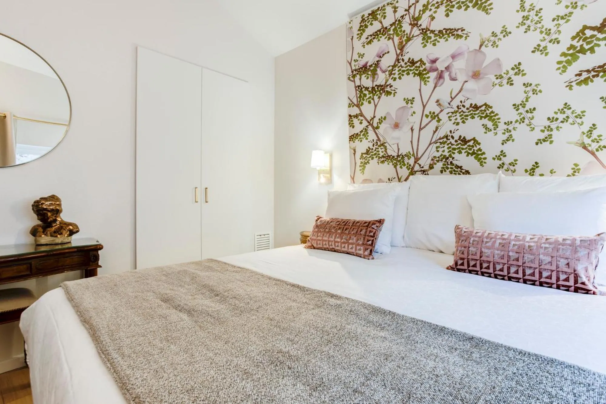 Bedroom, Bed in Villa Florentine, A Beauvallon Hotel & Spa