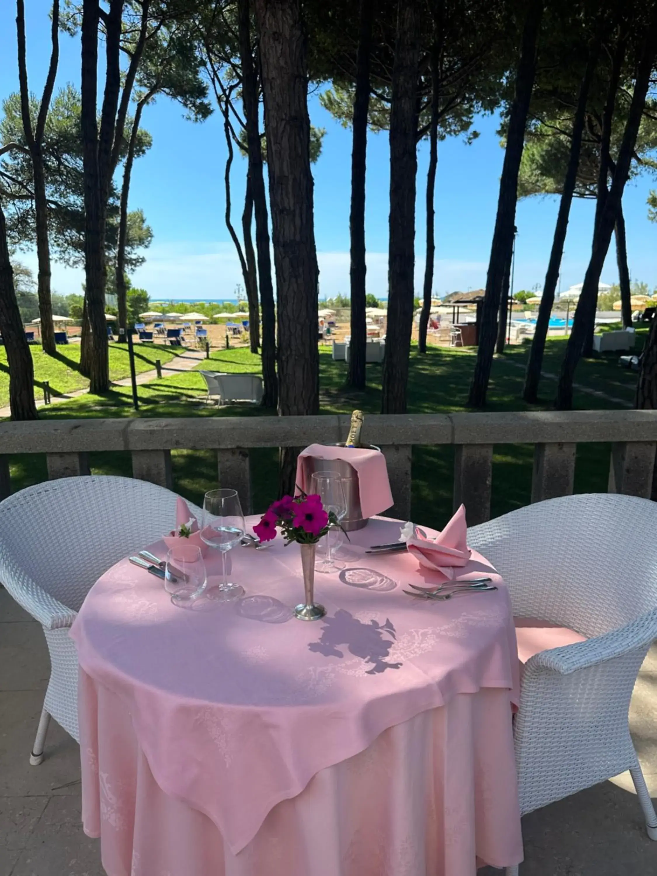 Dining area, Restaurant/Places to Eat in Hotel Beau Rivage Pineta