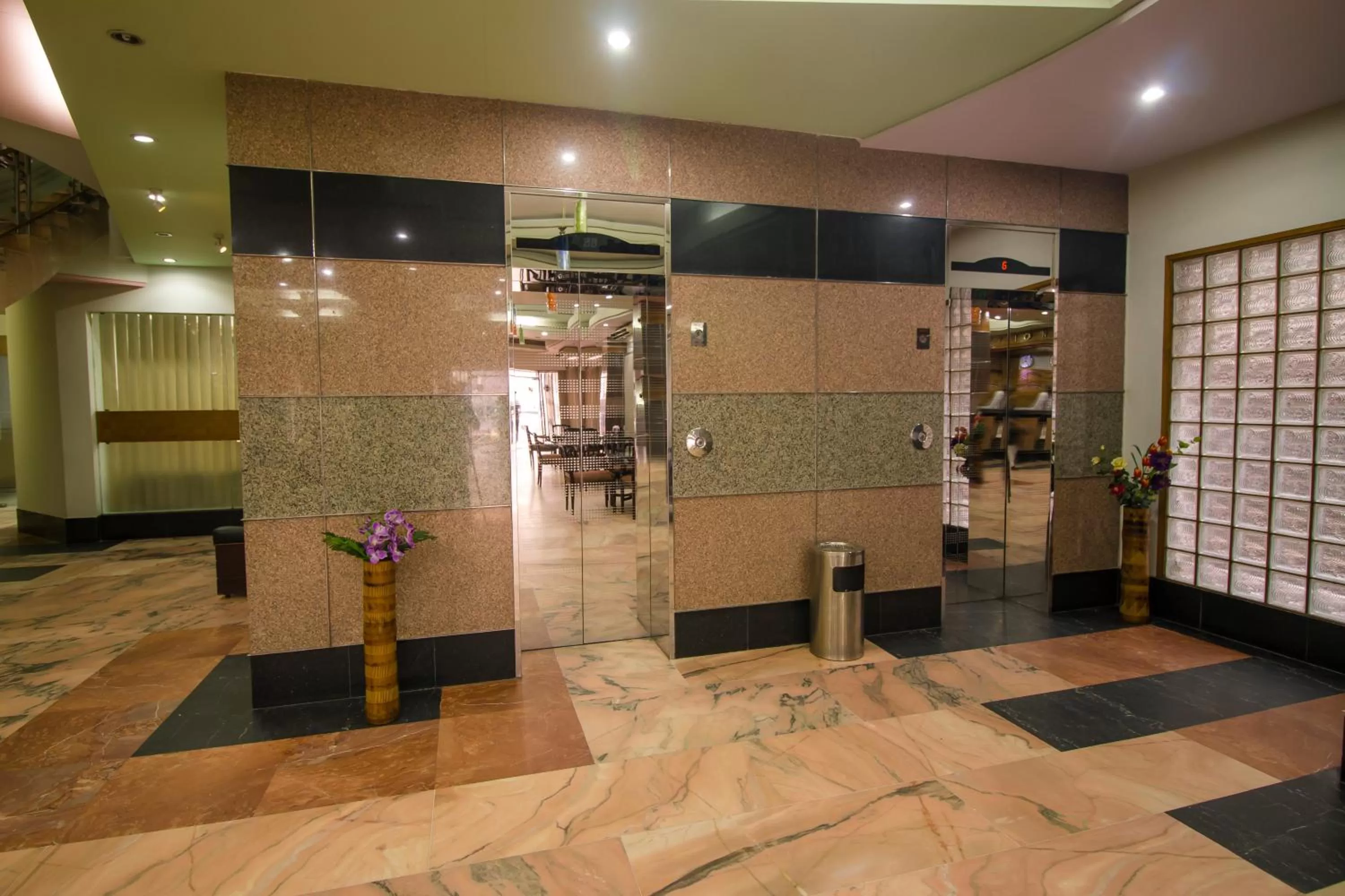 Lobby or reception in Hotel Victory - Best in City Center