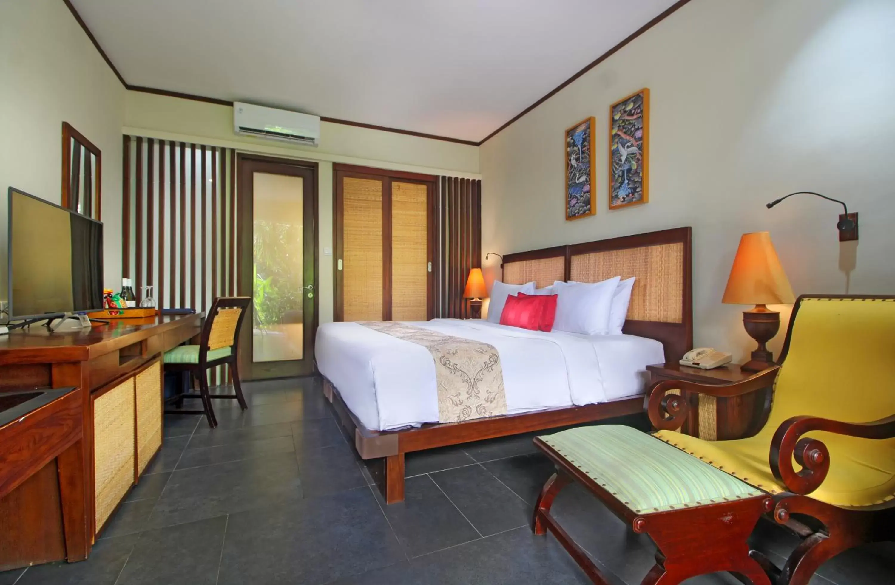 Bed in Kuta Seaview Boutique Resort