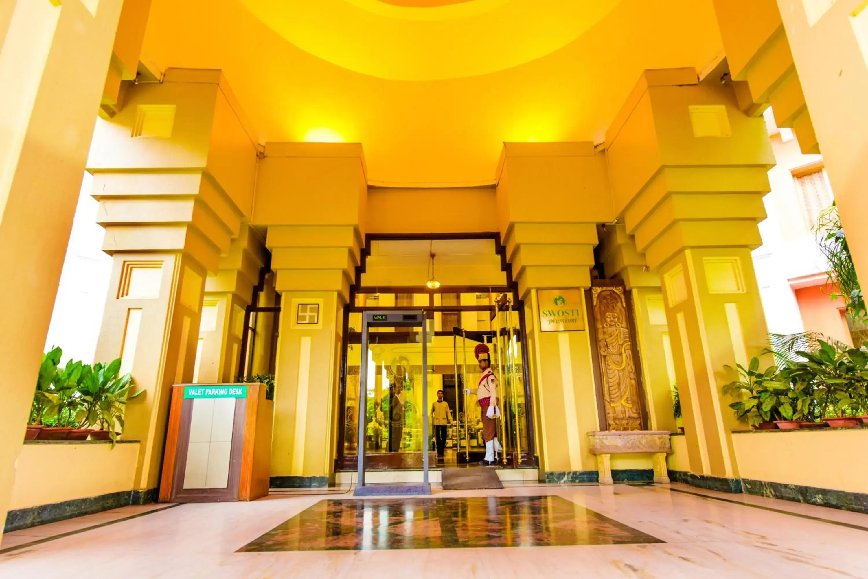 Facade/entrance in Hotel Swosti Premium Bhubaneswar