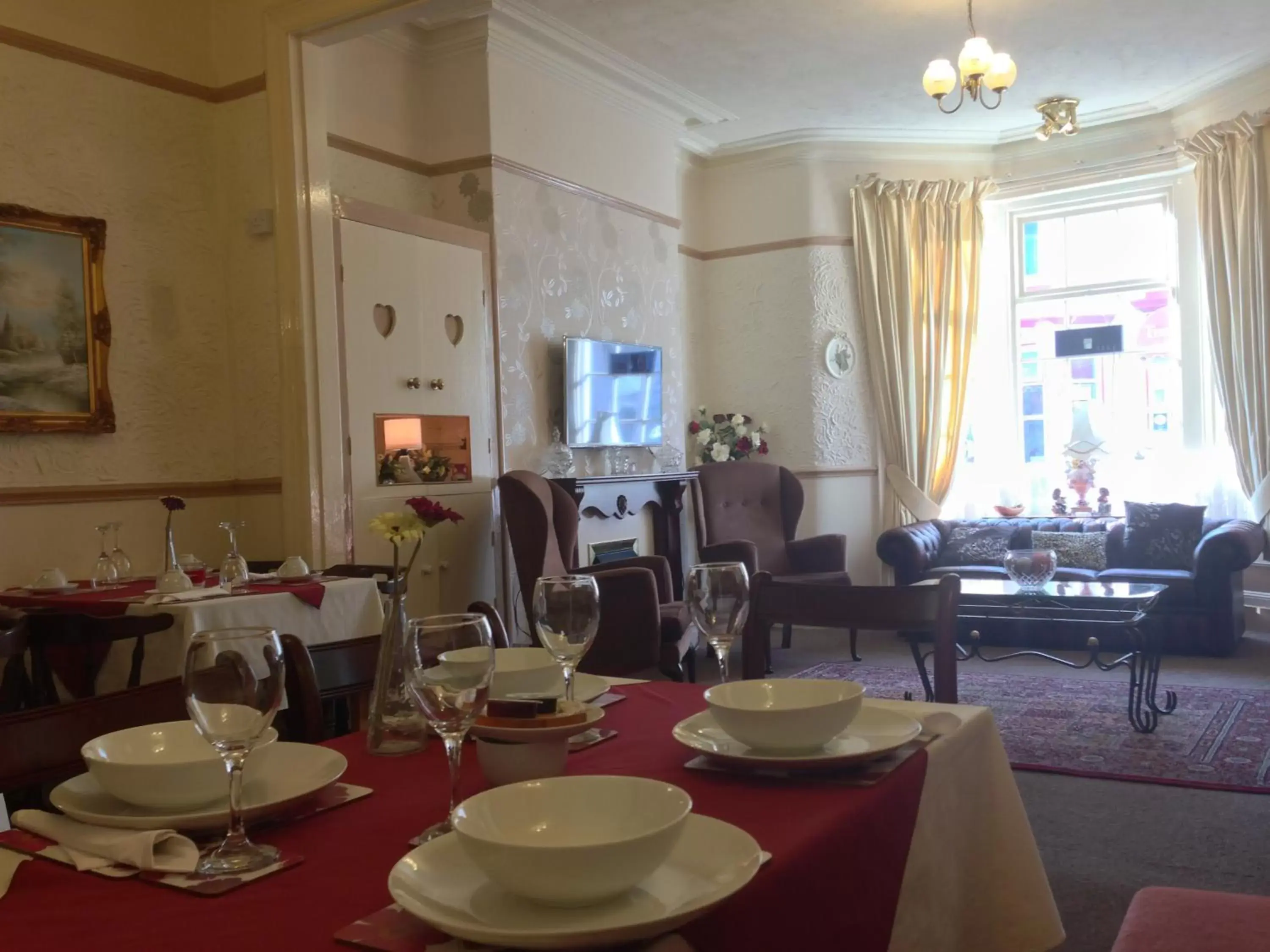 Day, Restaurant/Places to Eat in Wilsons Hotel - Blackpool Tower View