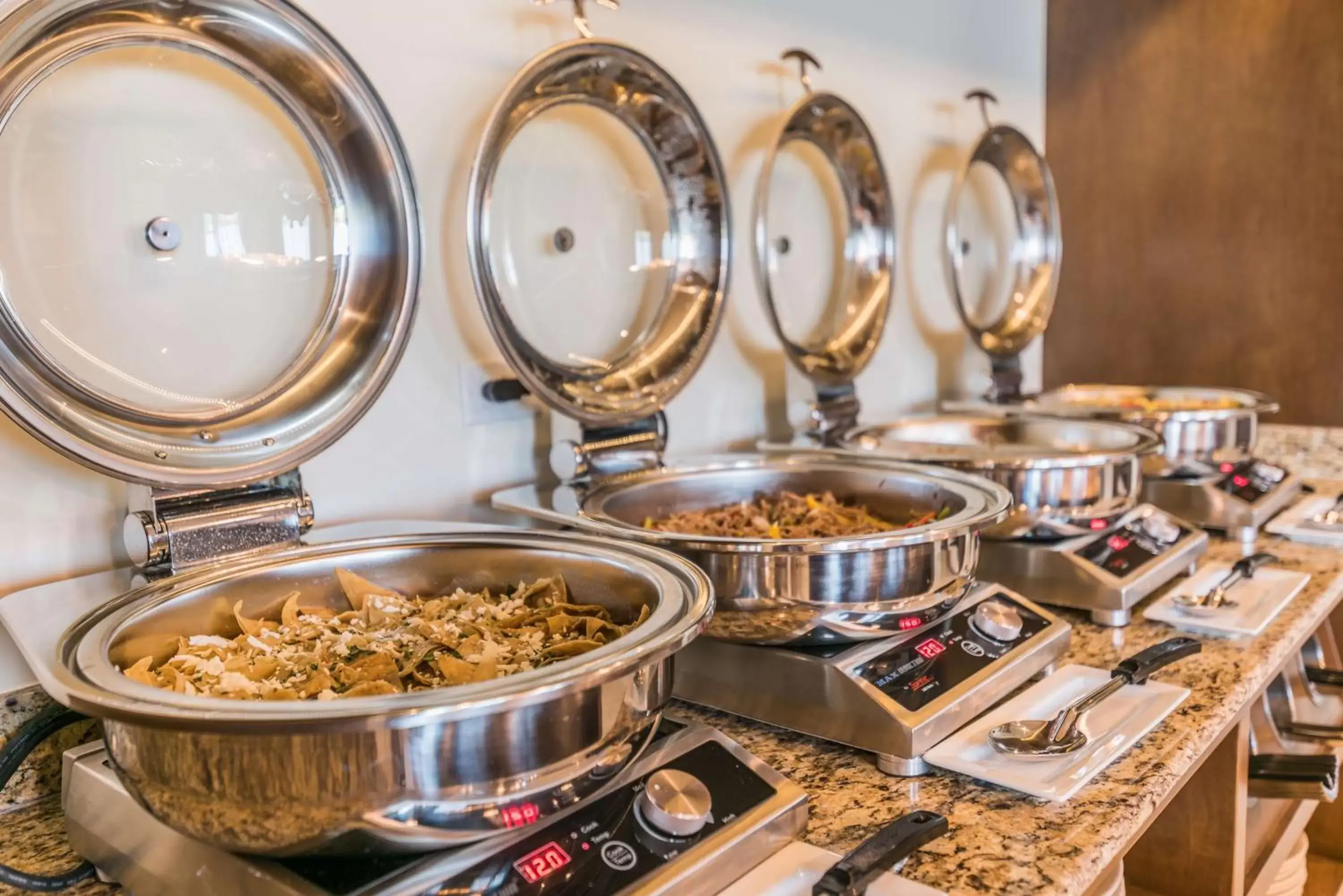 Restaurant/places to eat in Hampton Inn & Suites by Hilton Salamanca Bajio Restaurant/places to eat in Hampton Inn & Suites by Hilton Salamanca Bajio