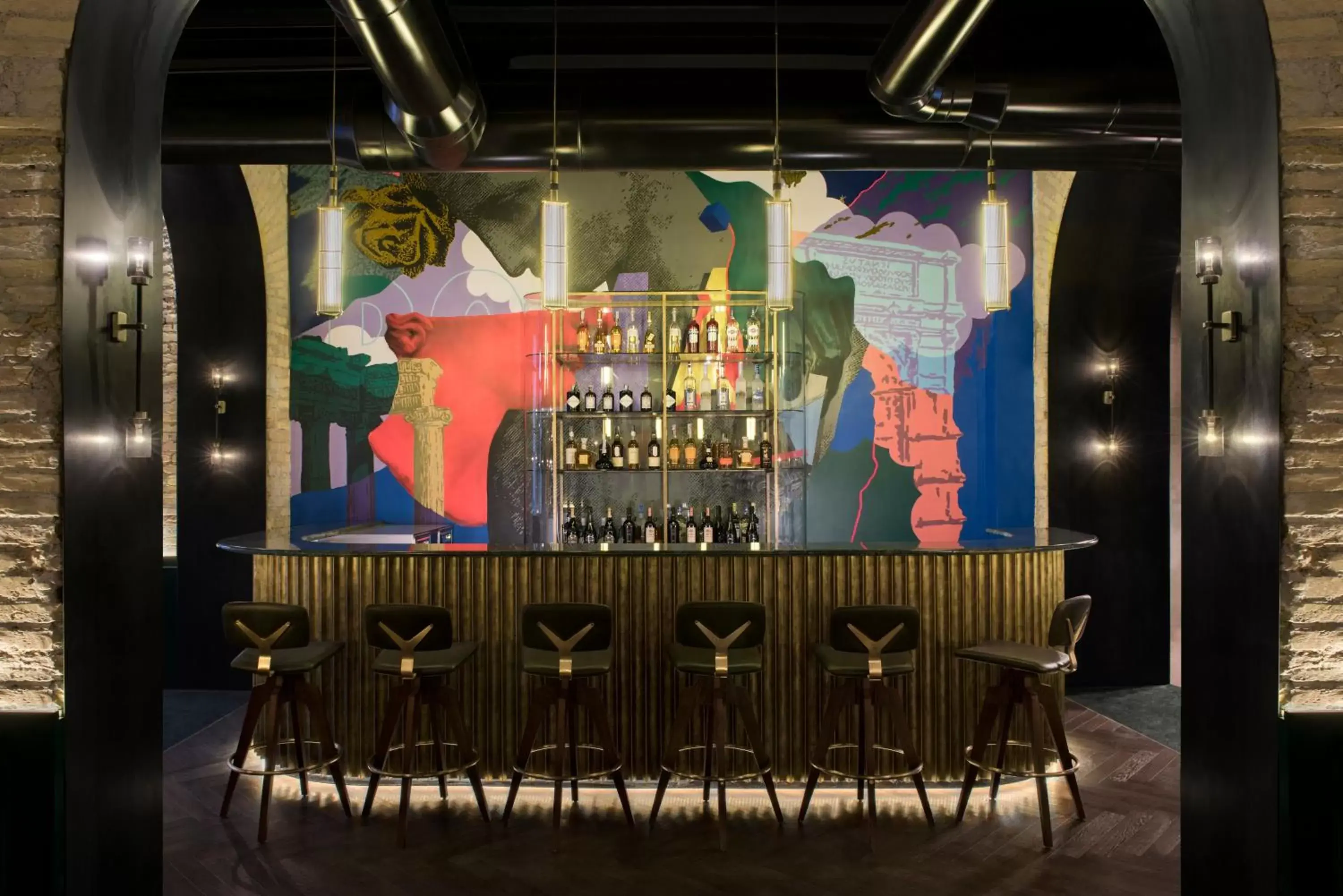 Lounge or bar in Chapter Roma Lounge or bar in Chapter Roma