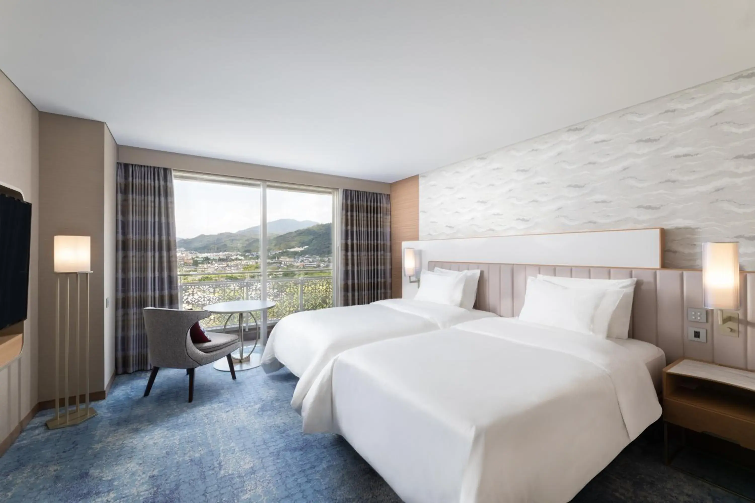 Deluxe Twin Room with View in The Westin Miyako Kyoto