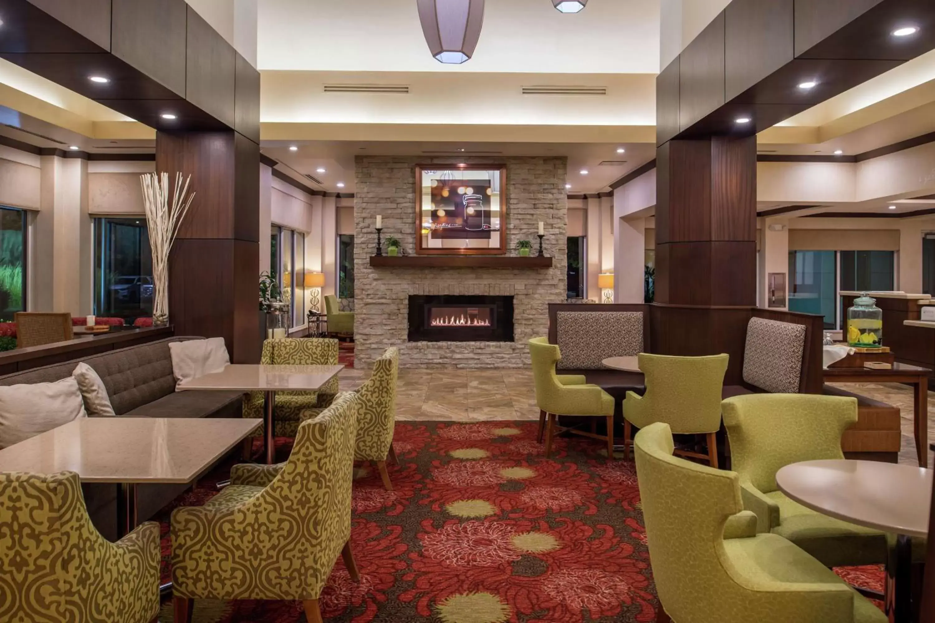 Lobby or reception, Lounge/Bar in Hilton Garden Inn Boise Spectrum