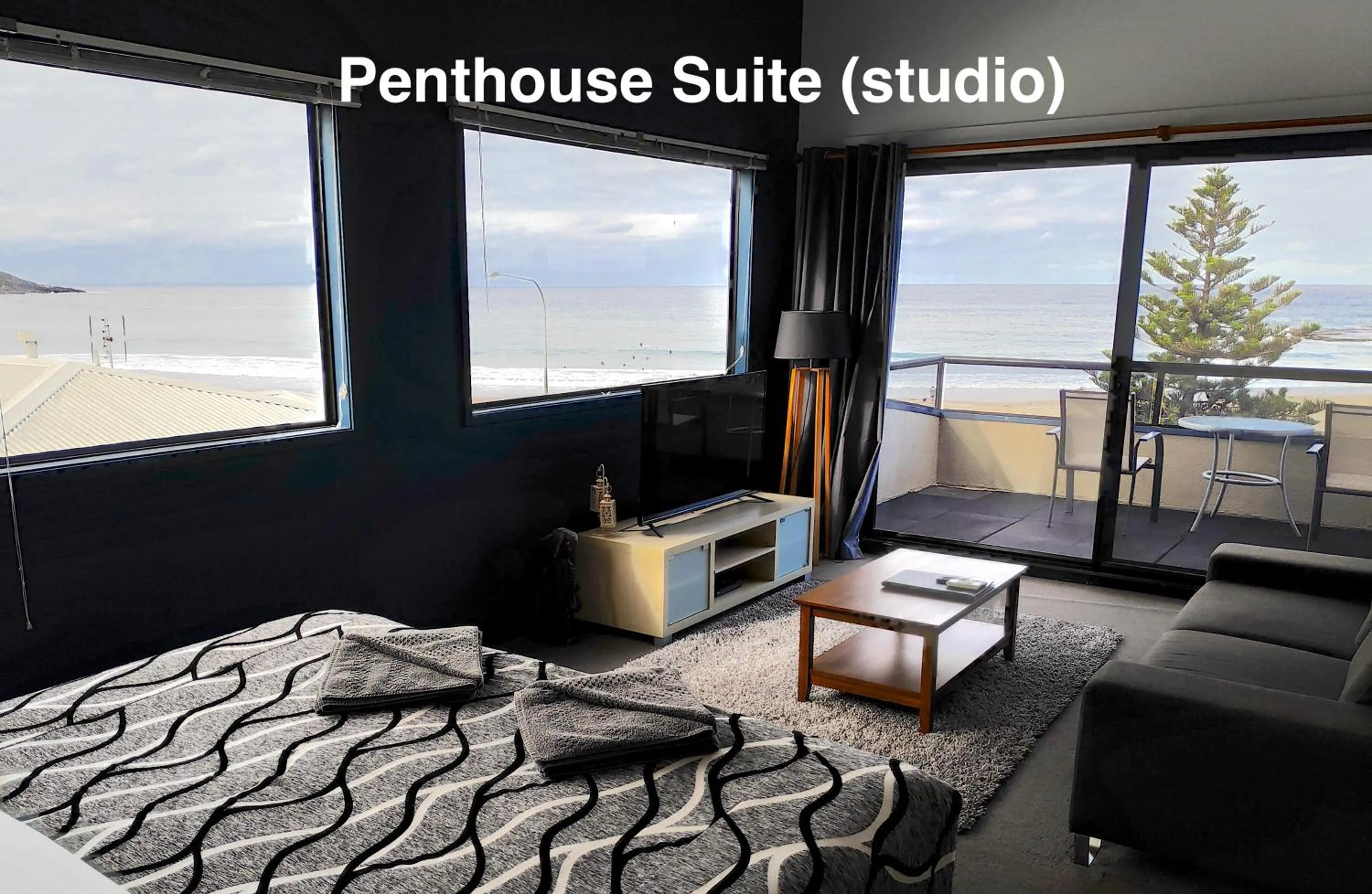 Beach House Mollymook