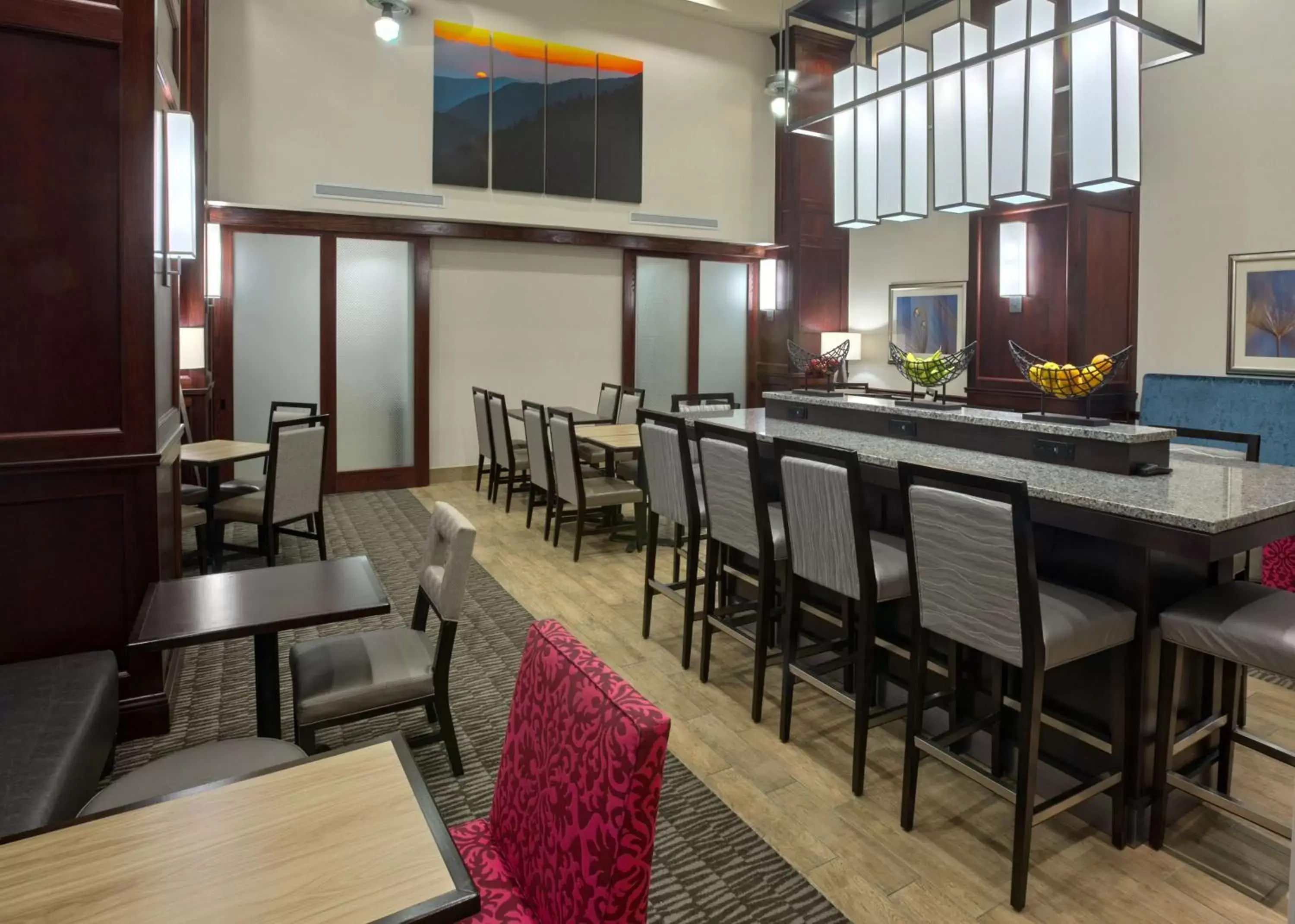 Lobby or reception, Lounge/Bar in Hampton Inn & Suites Jackson