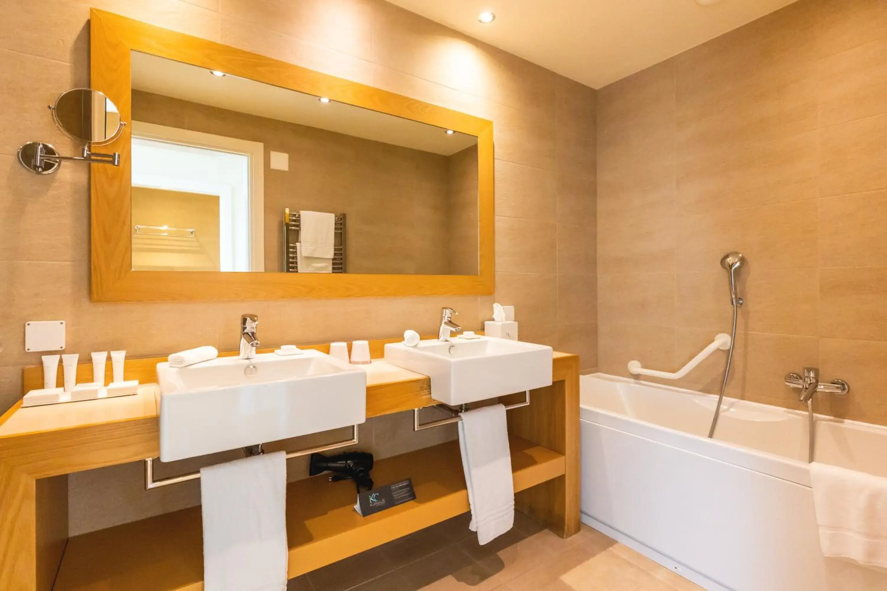 Bathroom in Kurhaus Cademario Hotel & DOT Spa - Ticino Hotels Group