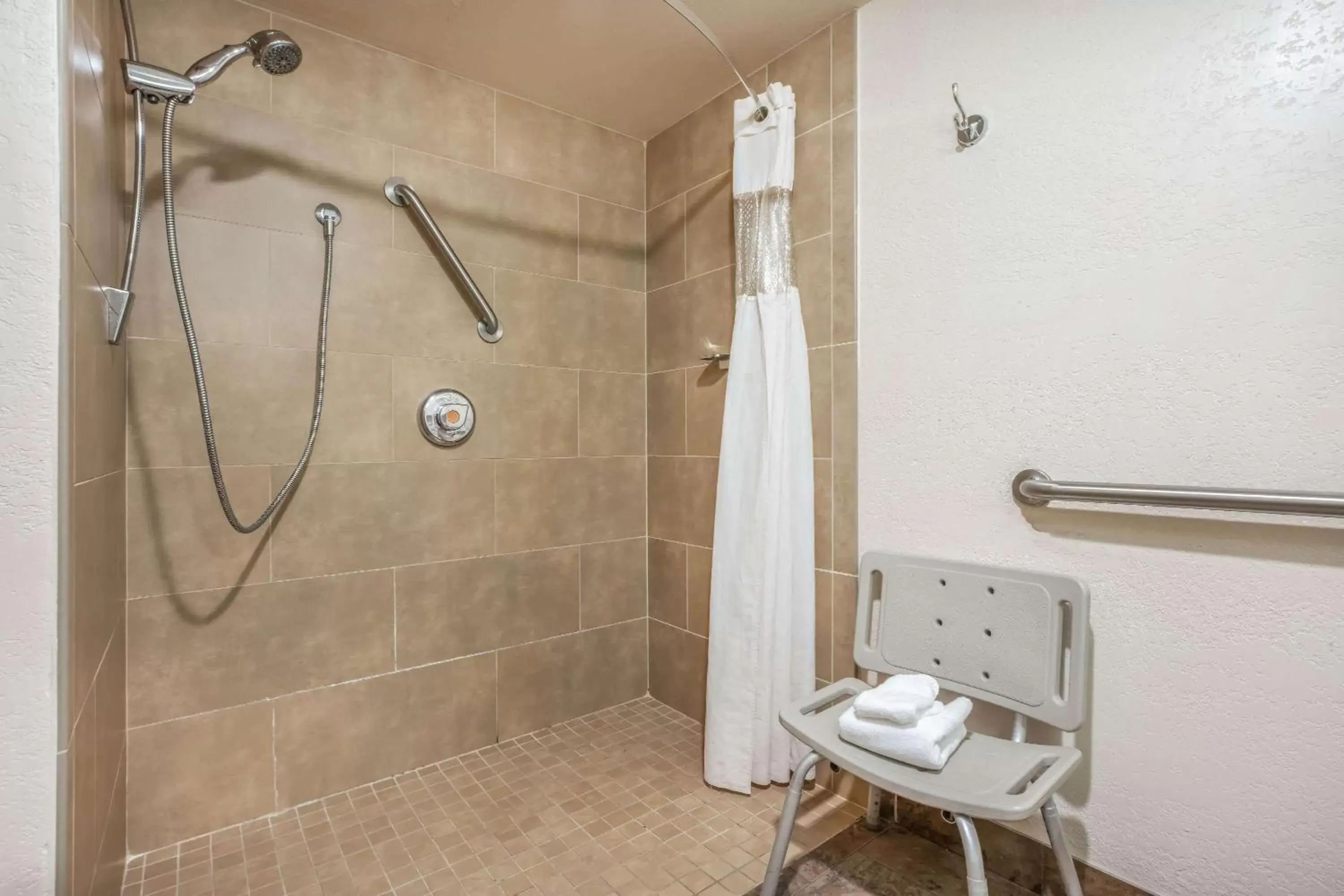 Shower, Bathroom in La Quinta by Wyndham Wenatchee