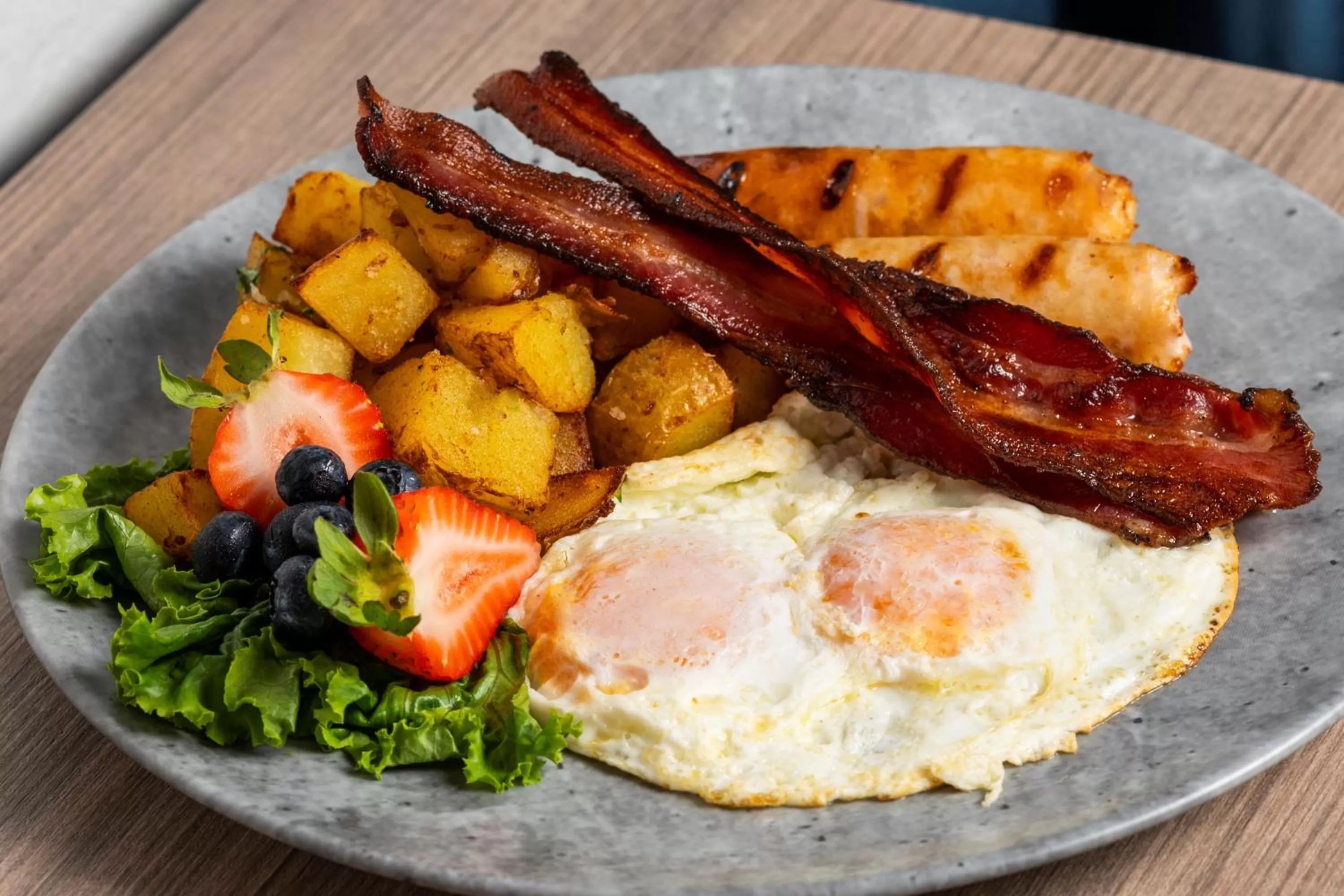 Restaurant/places to eat in Holiday Inn Kingston - Waterfront by IHG