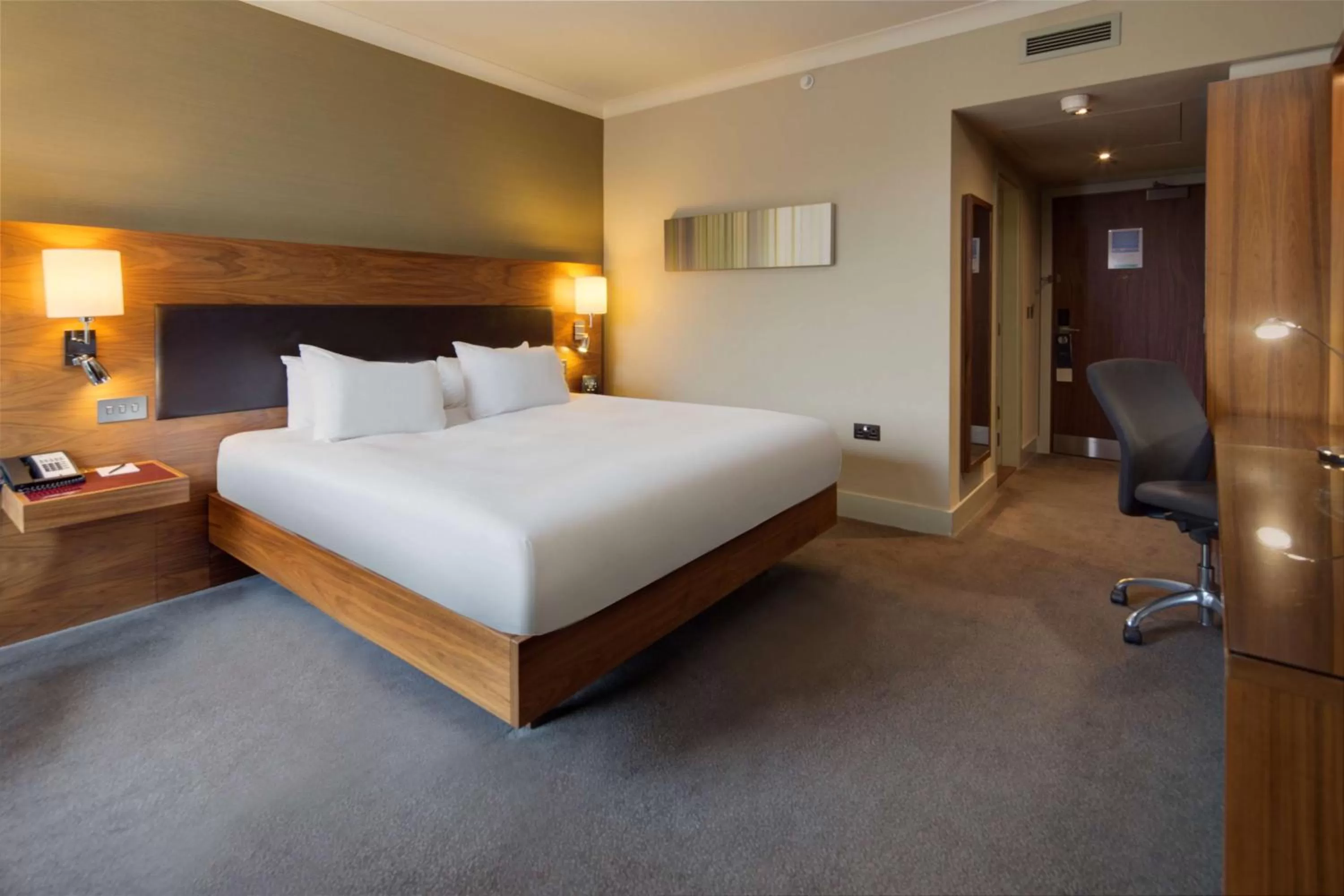 Bed in Hilton Liverpool City Centre