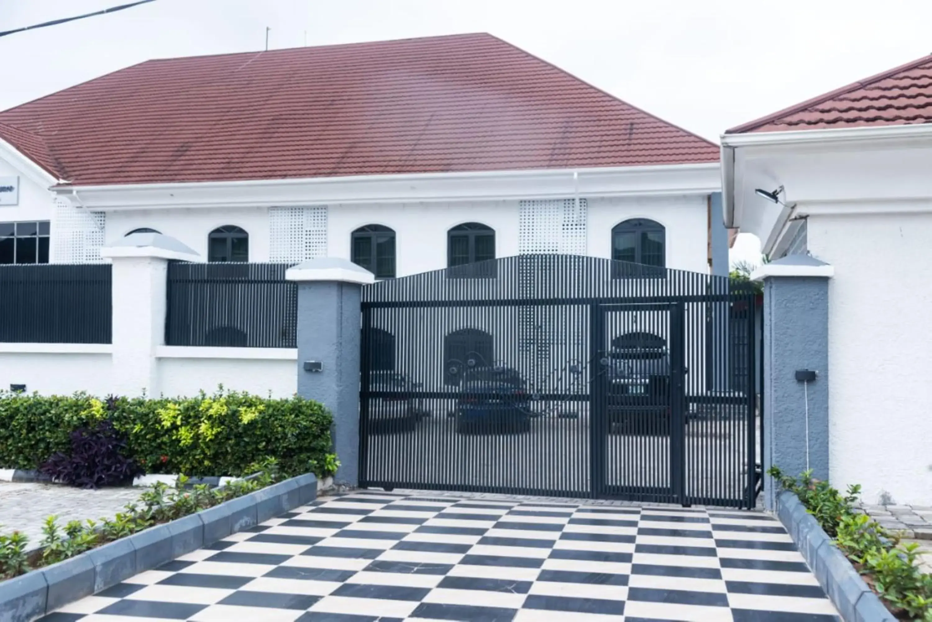 Property building in The Grosvenor Suites Gwarinpa Abuja Property building in The Grosvenor Suites Gwarinpa Abuja