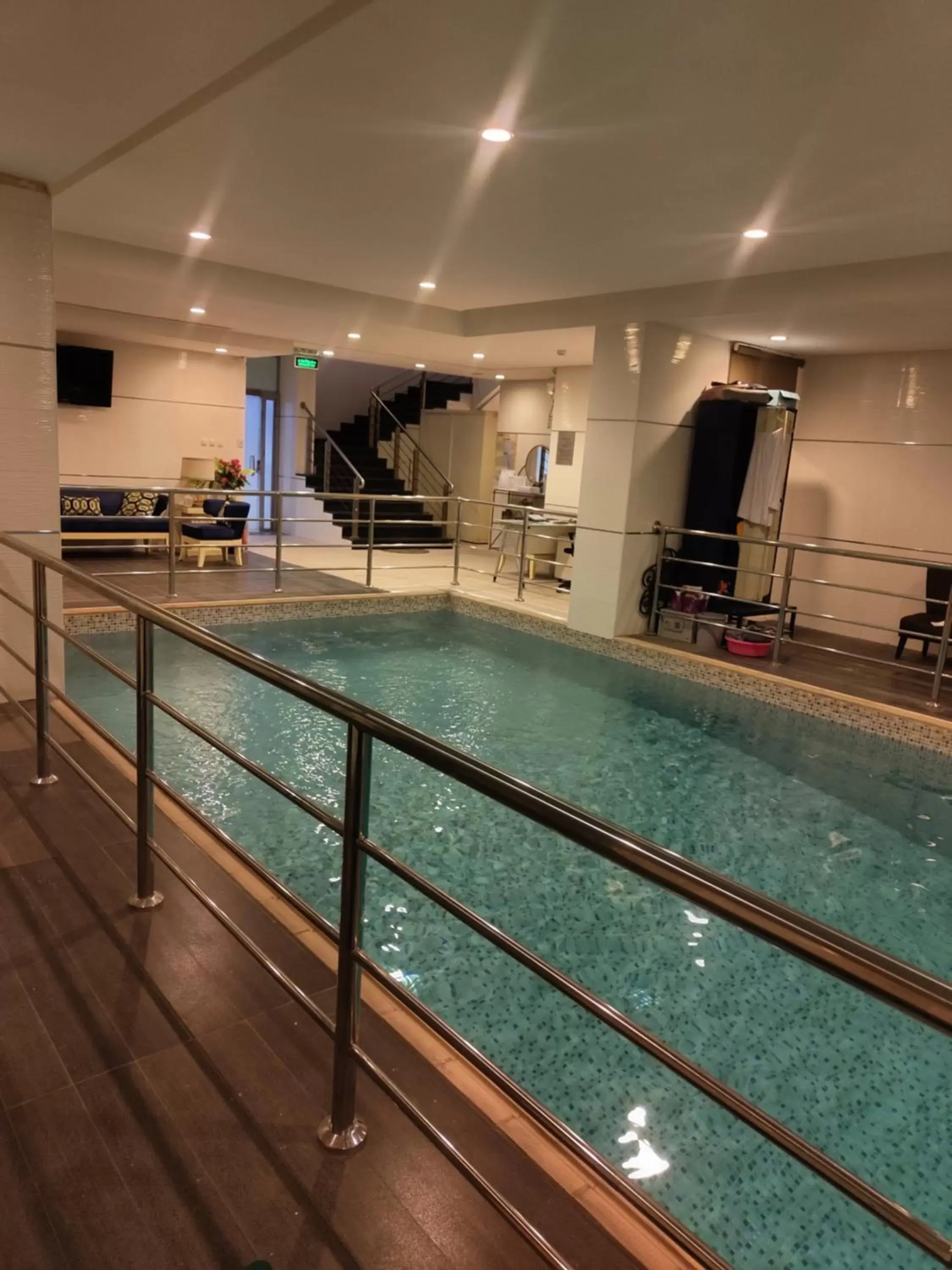 Swimming Pool in MANAZEL Al DIAFA SERVICED APARTMENTS