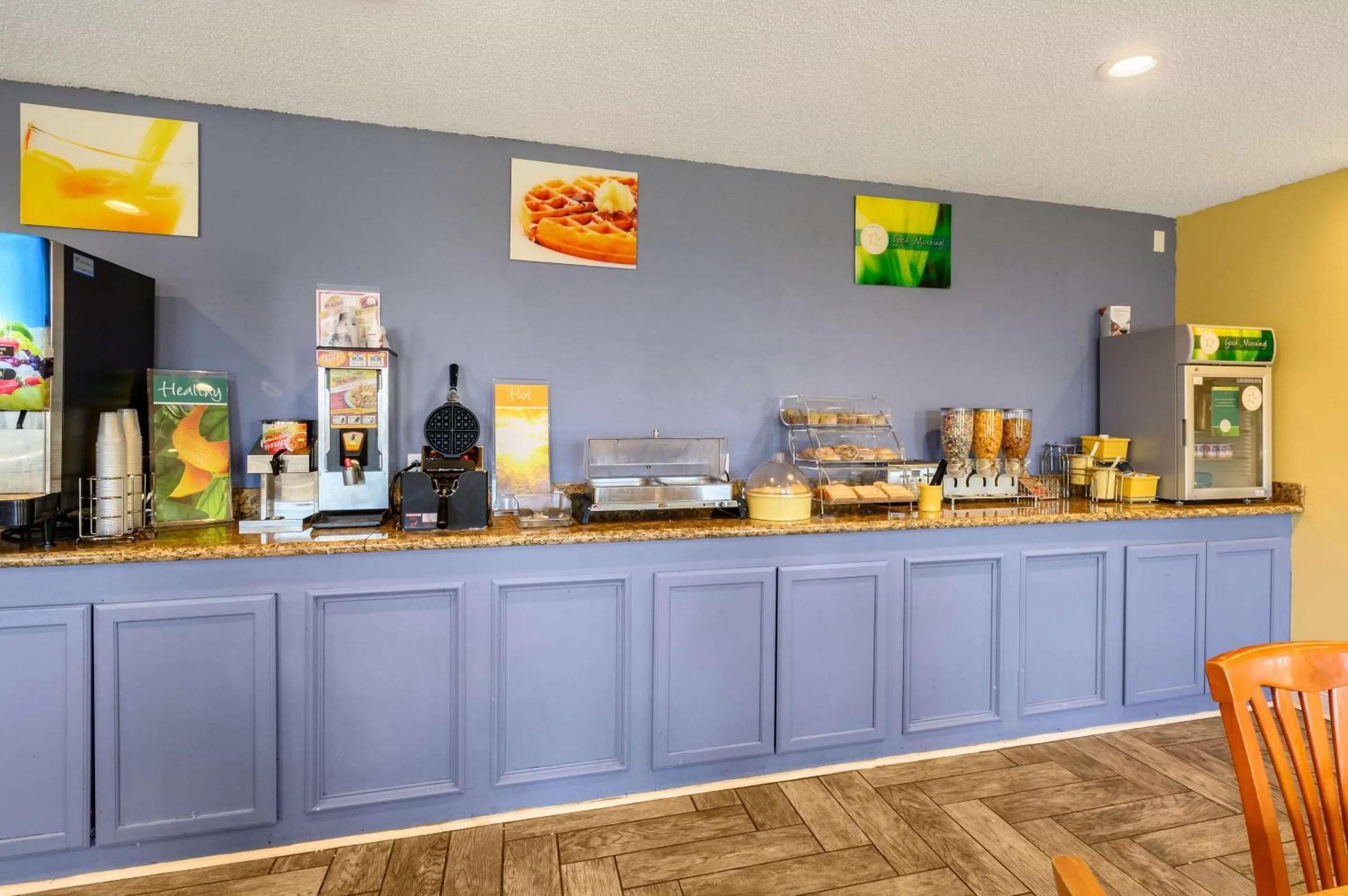 Restaurant/places to eat in Quality Inn New Orleans I-10 East