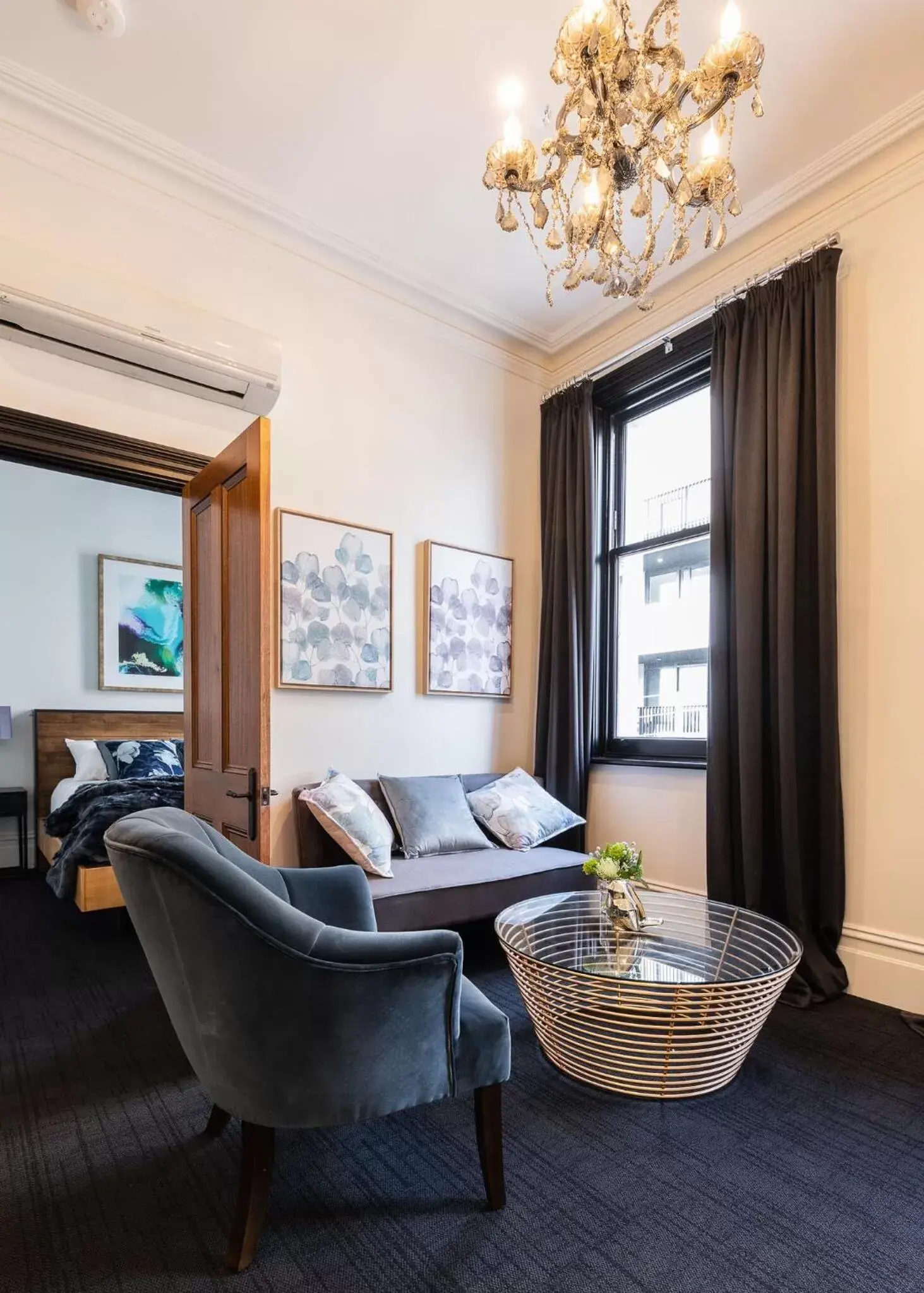 Seating Area in East Brunswick Hotel