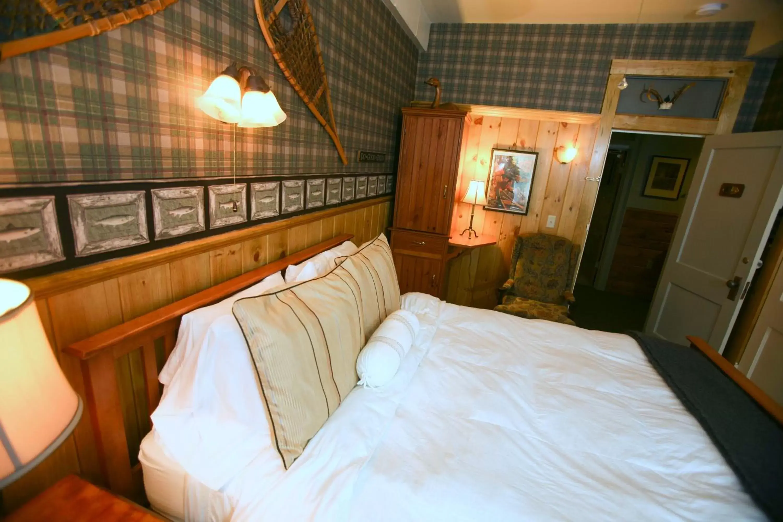 Bed in Waybury Inn