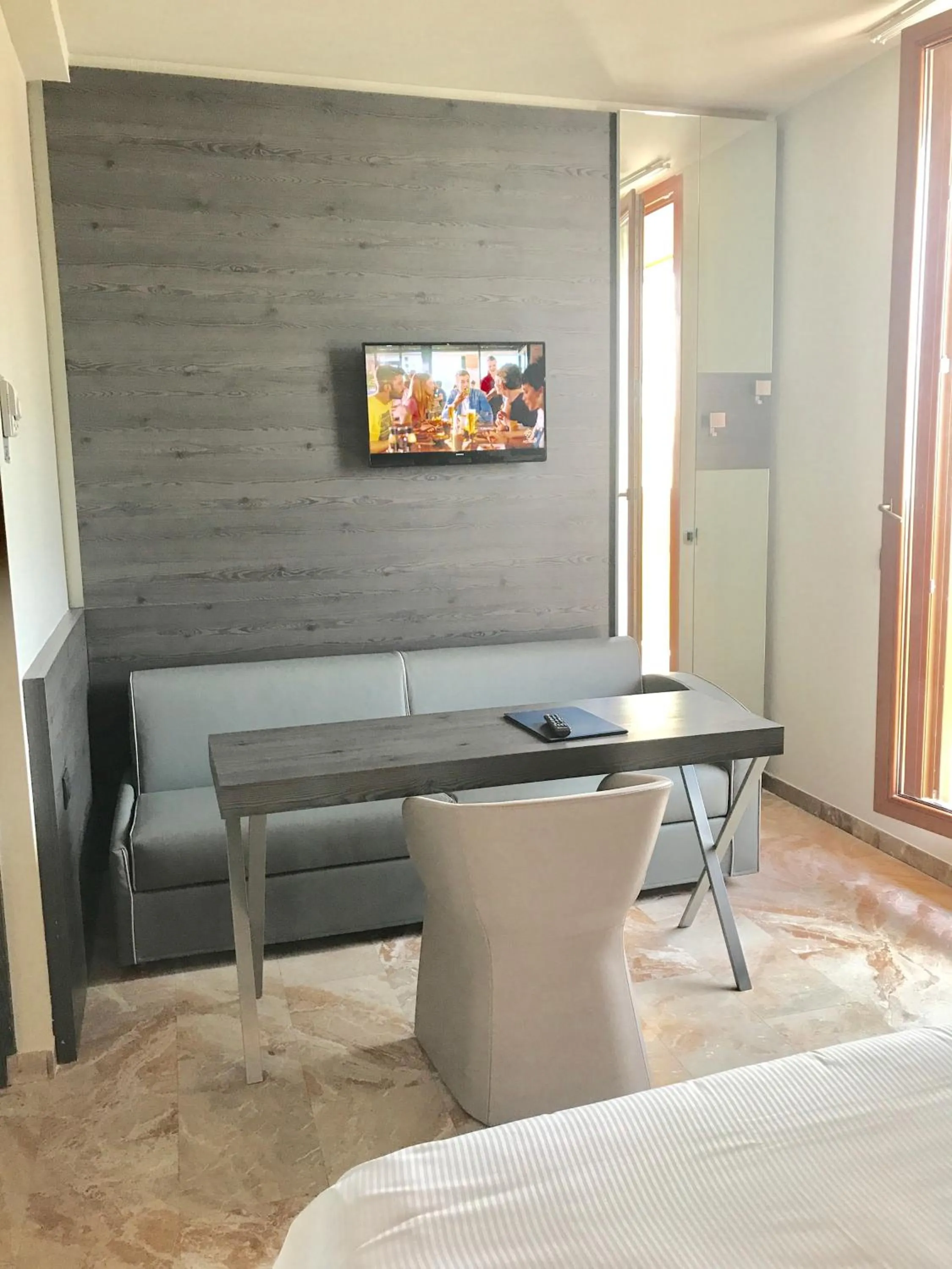 Bedroom in Canova Hotel