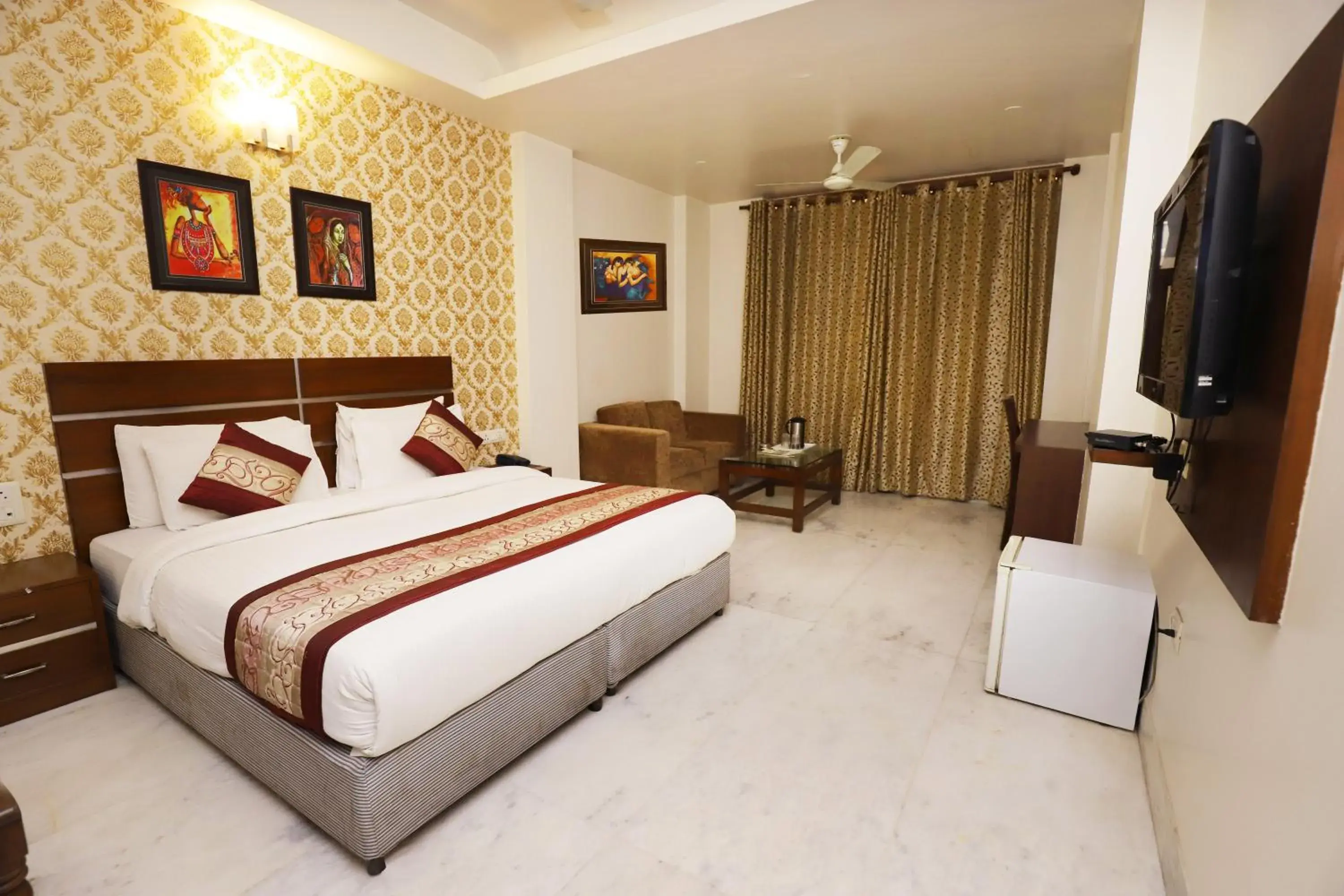 Living room, Bed in Hotel Shanti Villa