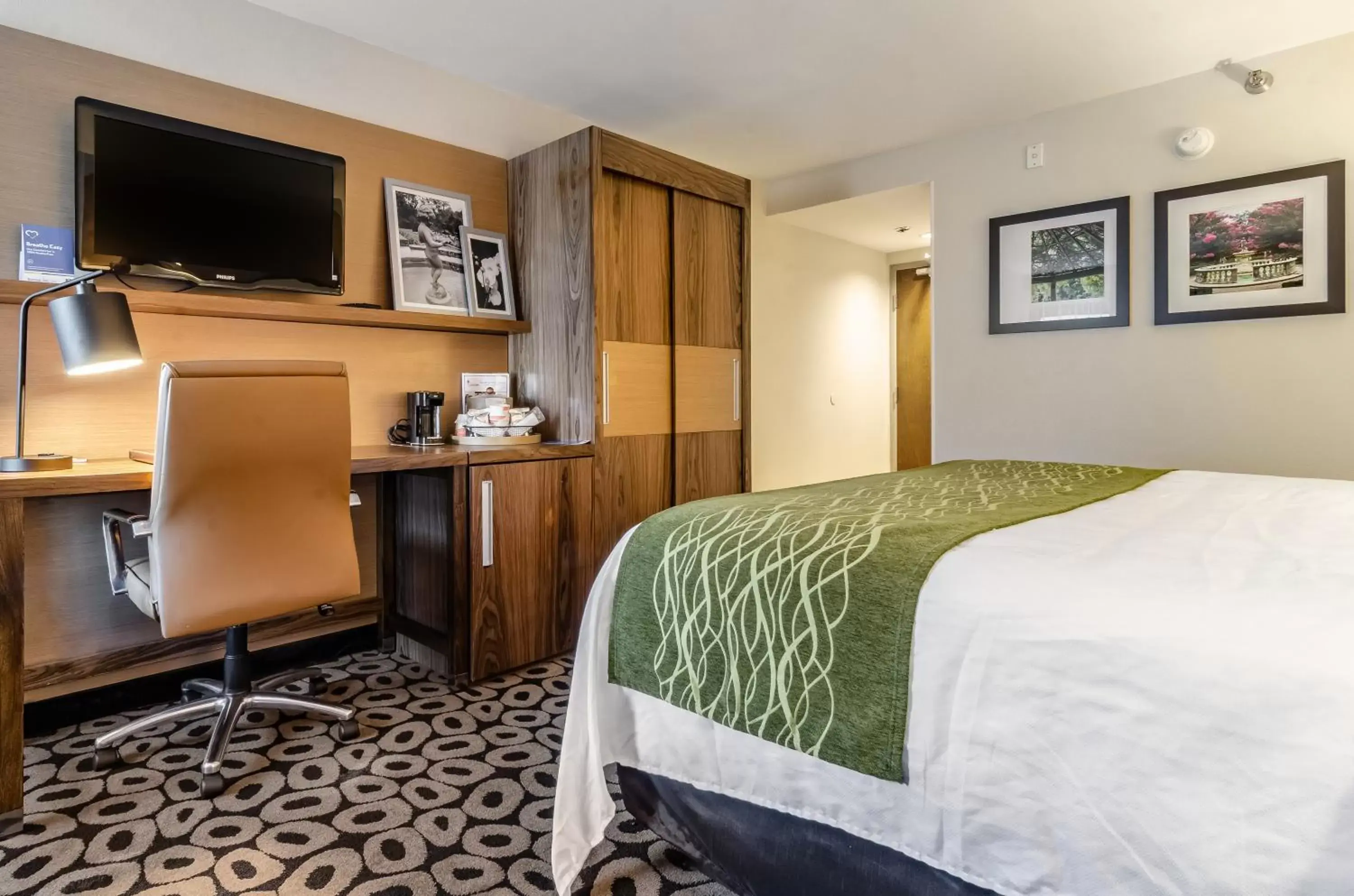 Bedroom, Bed in Comfort Inn Raleigh Midtown Bedroom, Bed in Comfort Inn Raleigh Midtown