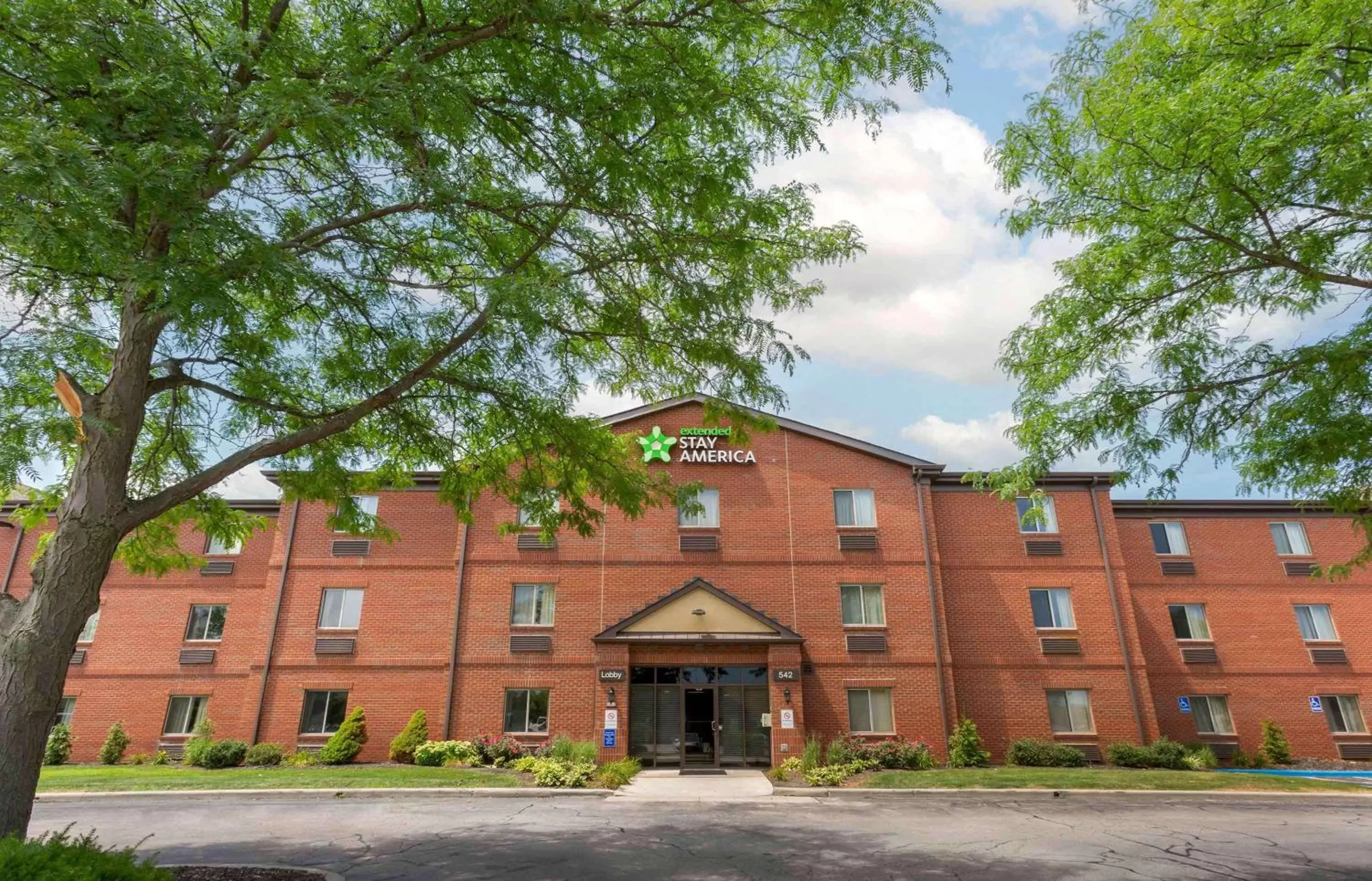Property Building in Extended Stay America Suites - Toledo - Maumee