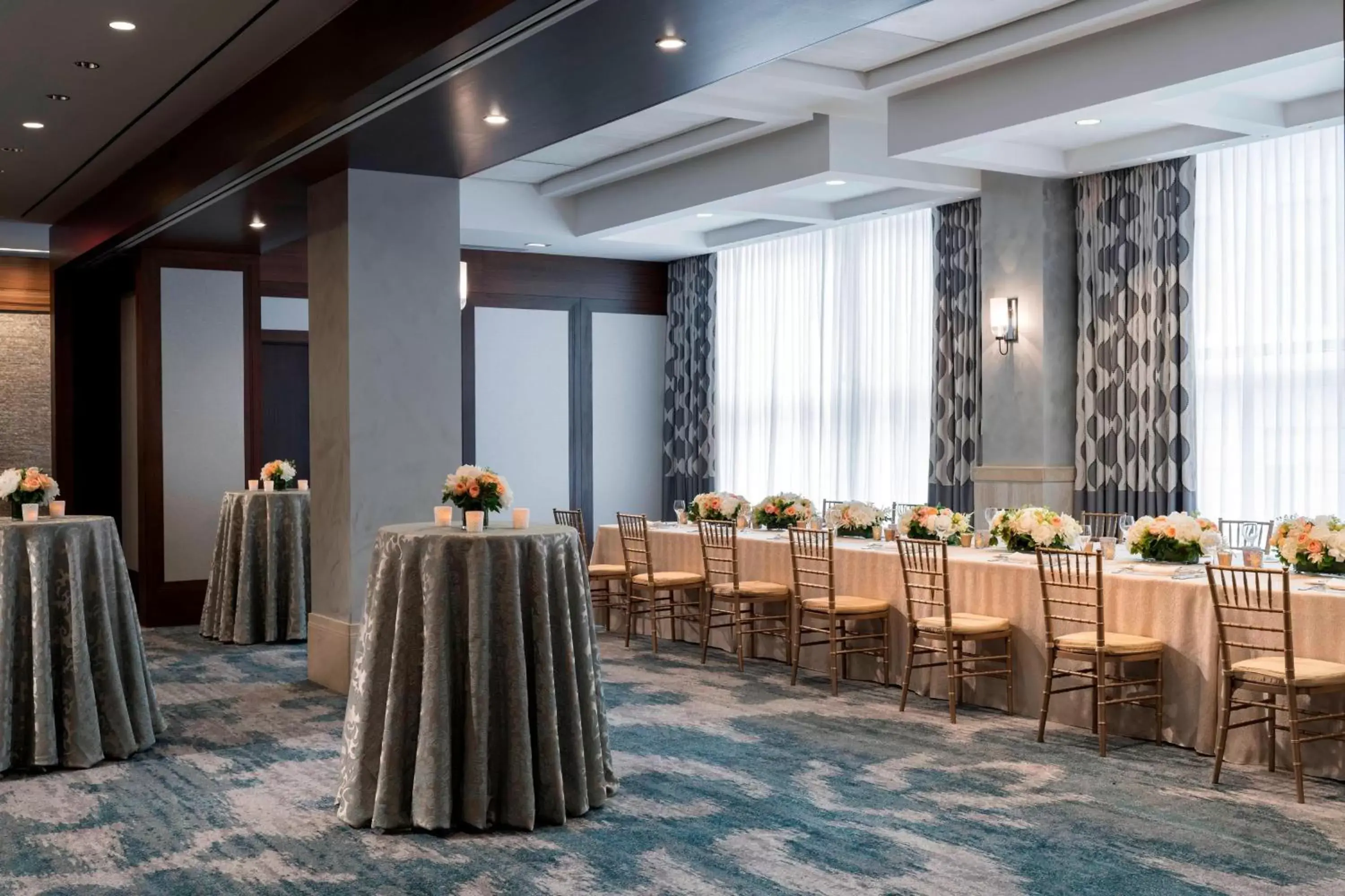 Photo of the whole room in The Ritz-Carlton, Boston